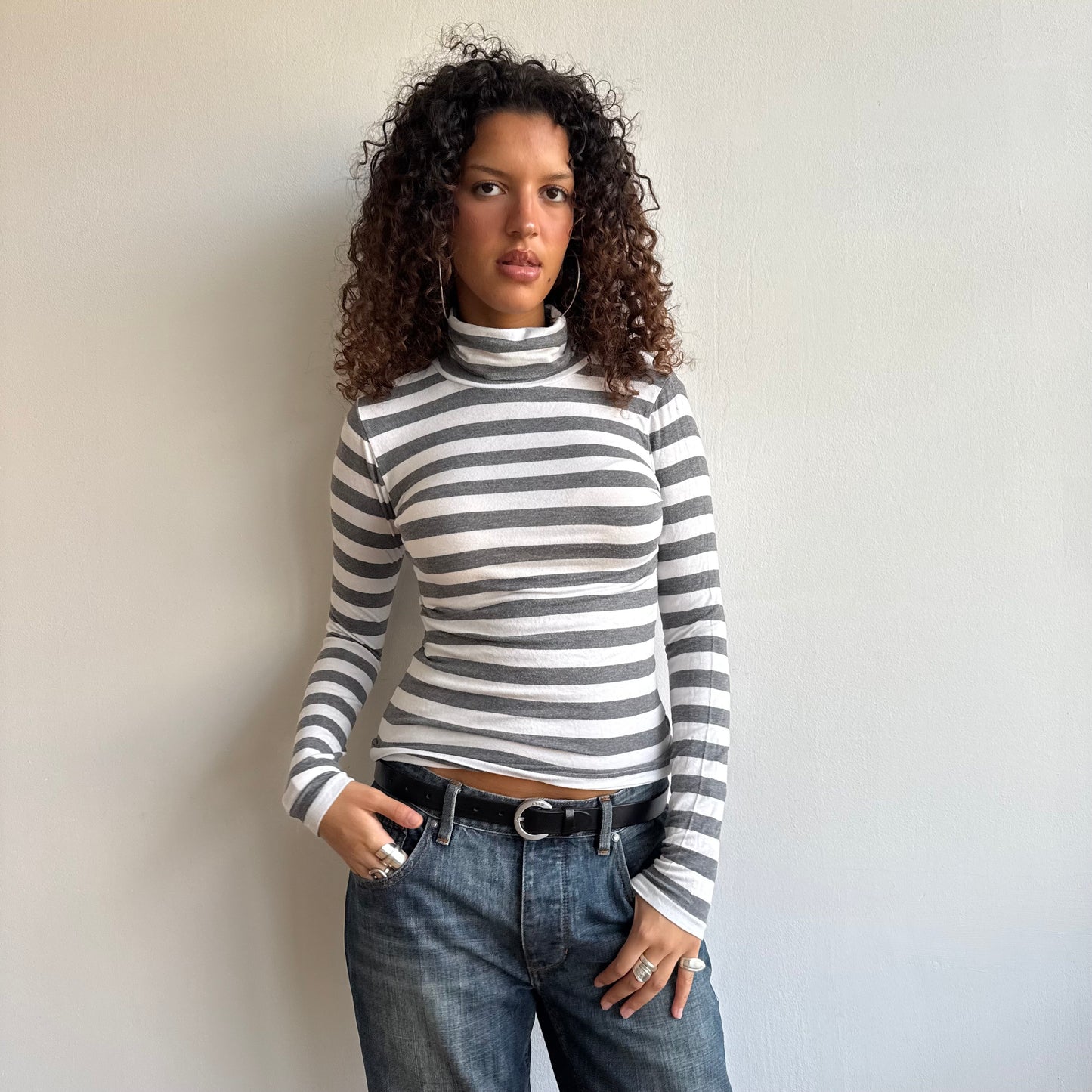 Grey + white stripe roll neck - Size S