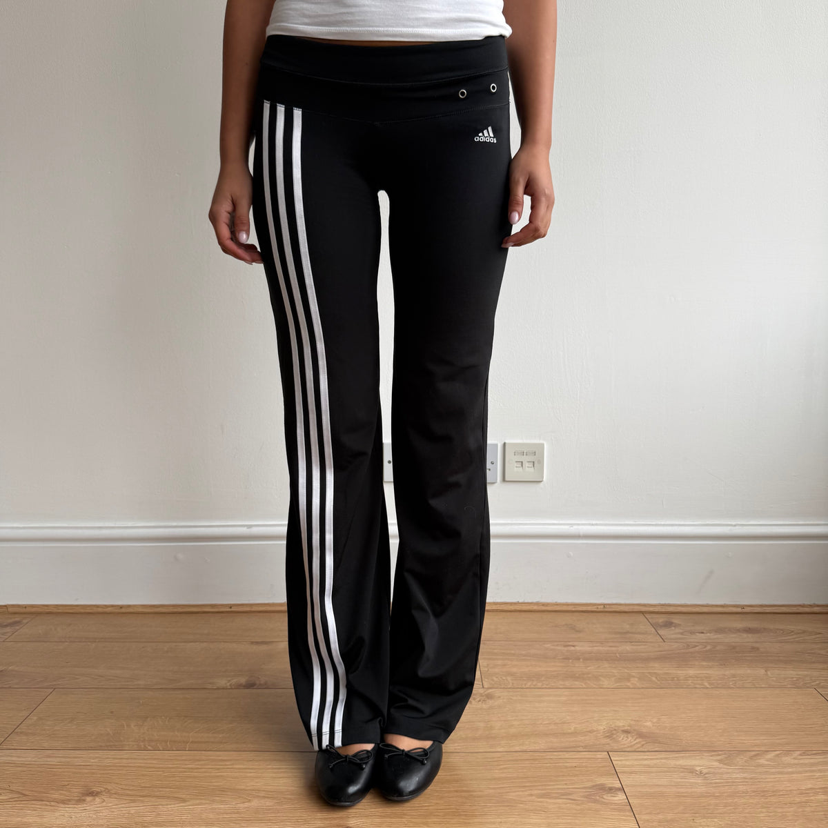Adidas black 3-stripe yoga pants - Size XS/S