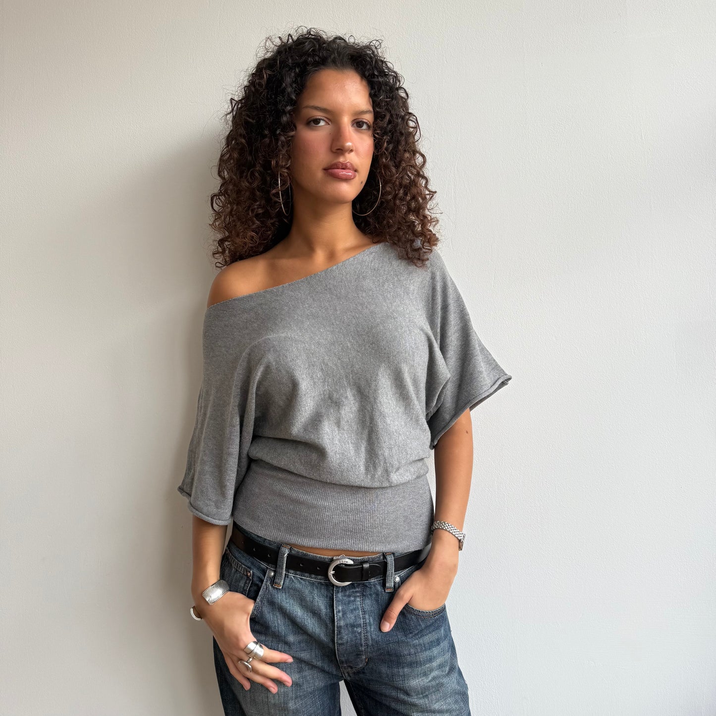 Dark short sleeve slouchy knit - Size S/M