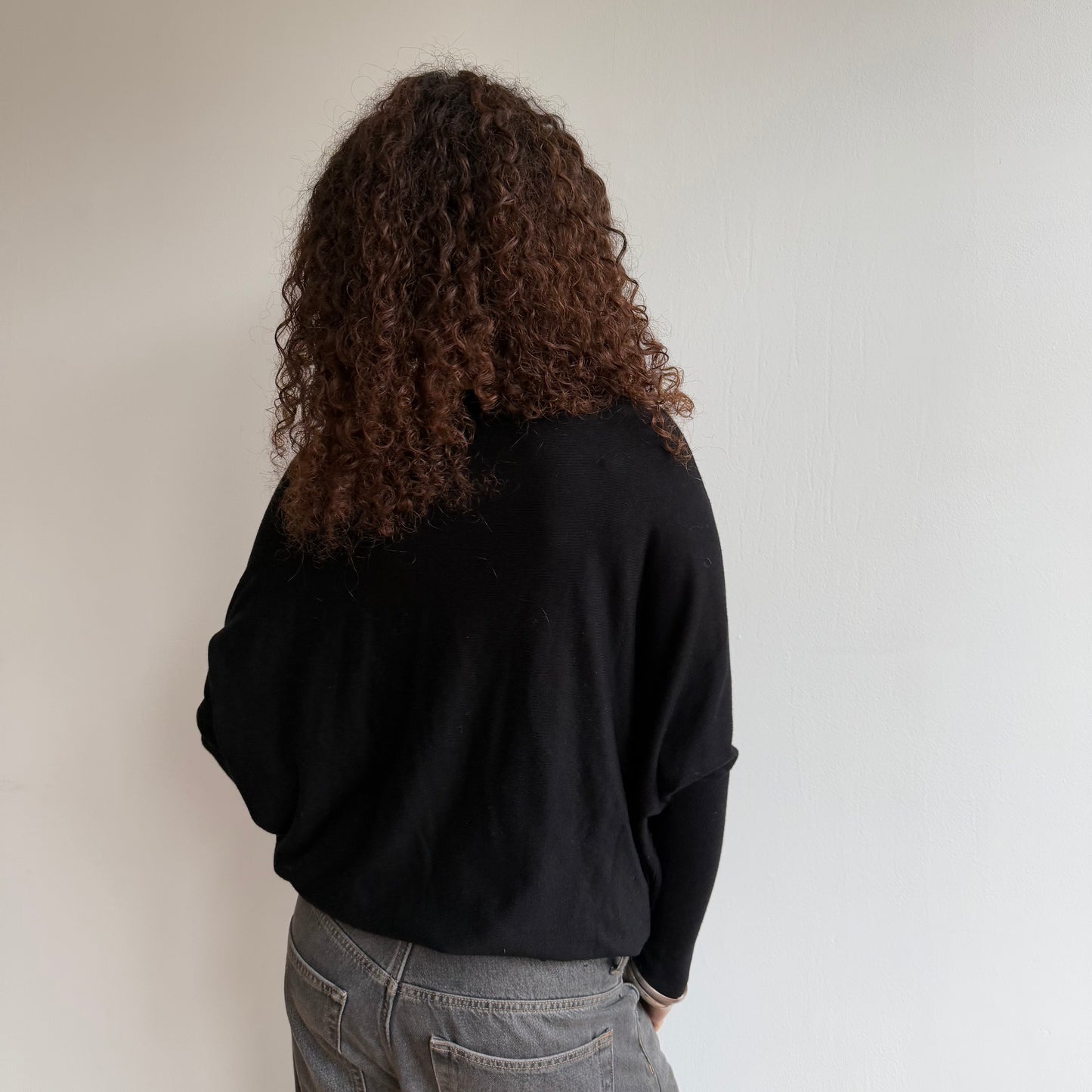 Black slouchy long knit - Size M