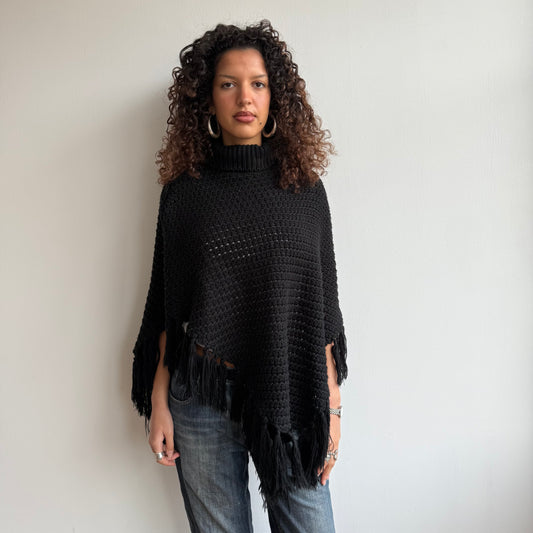 Black chunky knit poncho - One Size