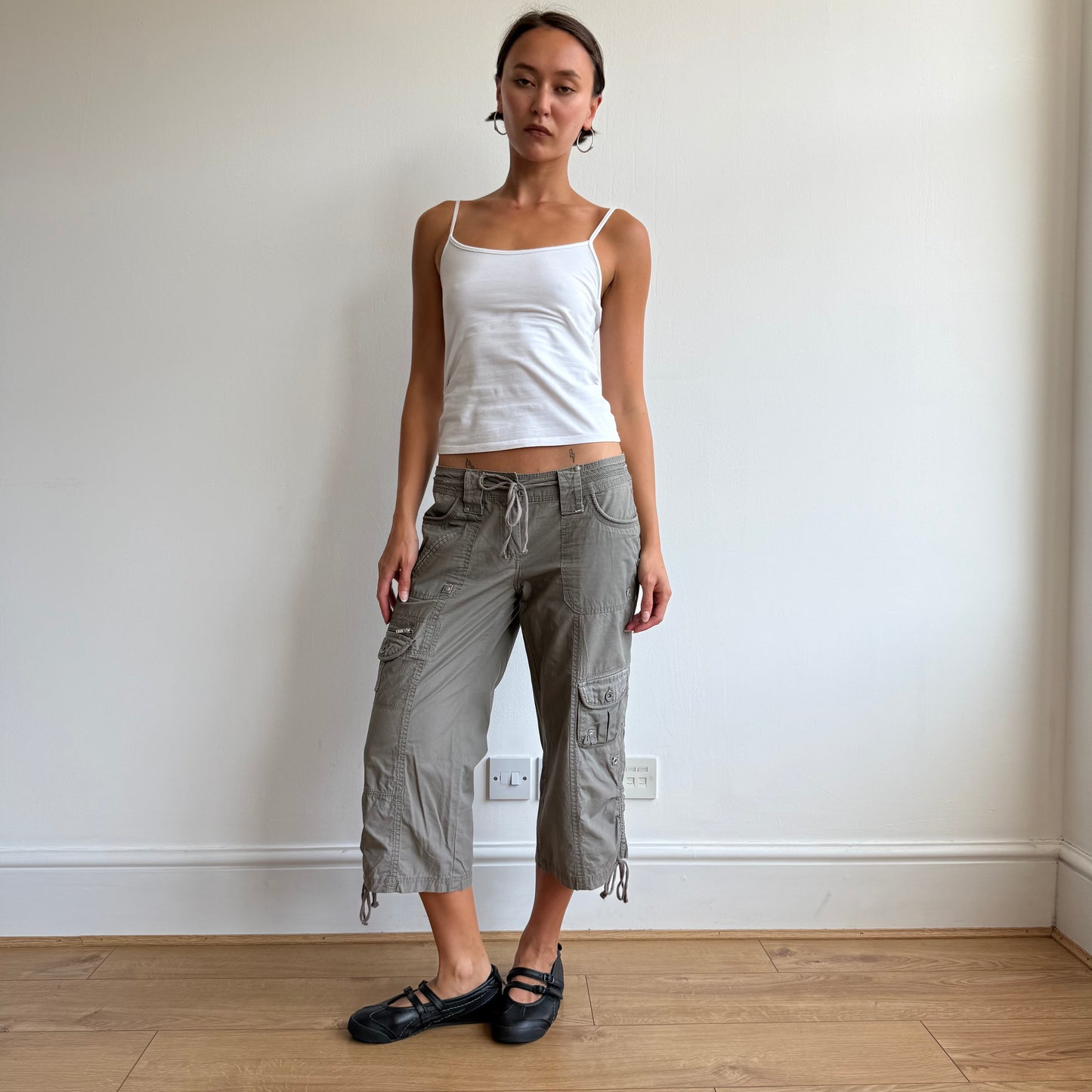 Khaki cargo ruched leg capris - Size M