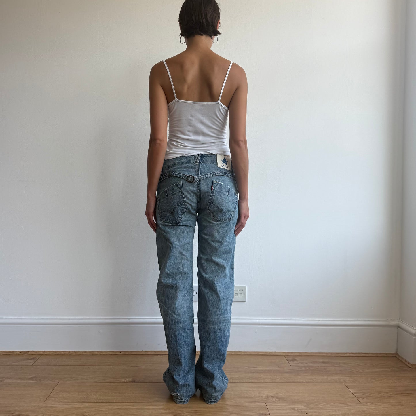 Levi’s star cinch back jeans - Size 30x32 + 32x34