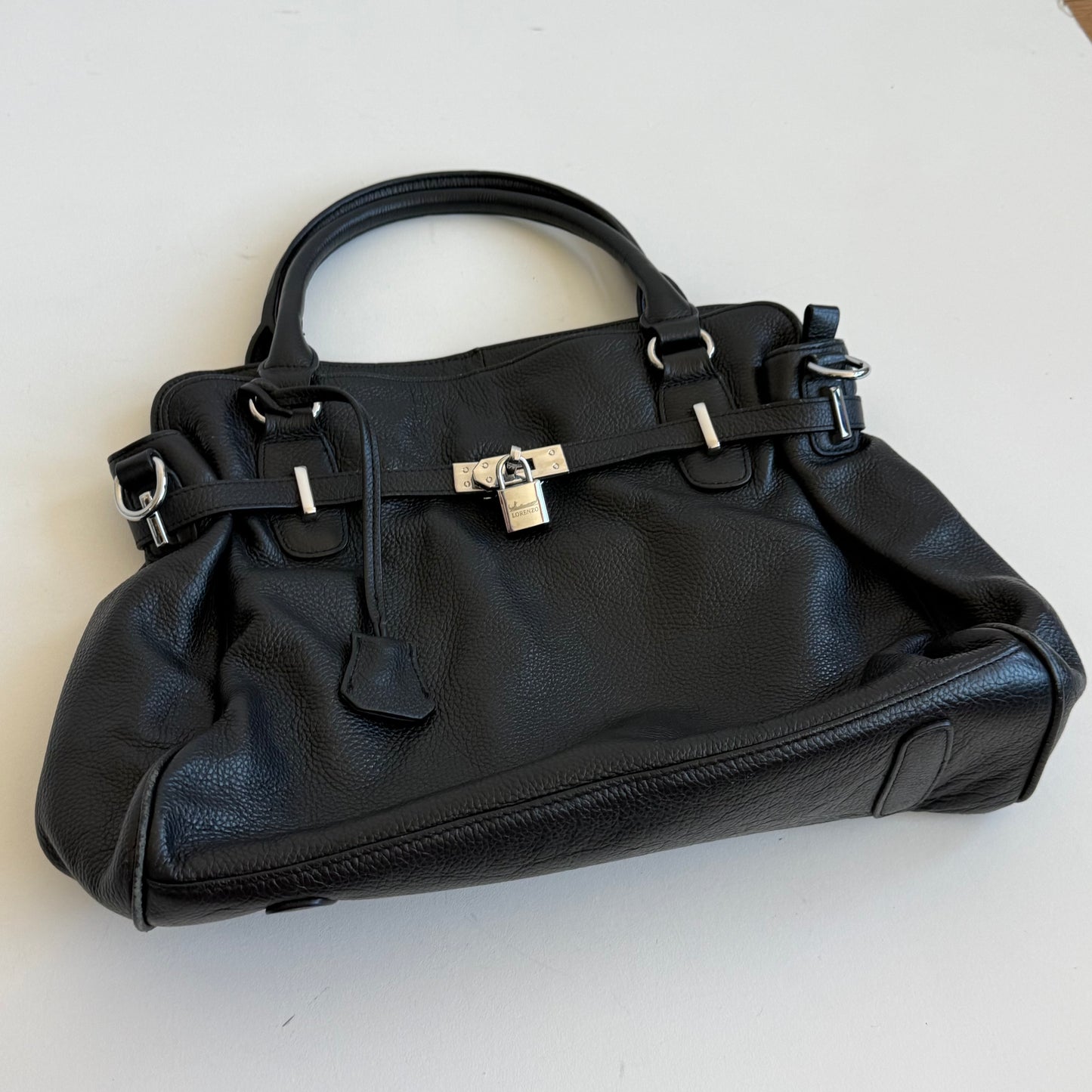 Black leather ‘firkin’ locket bag - One Size