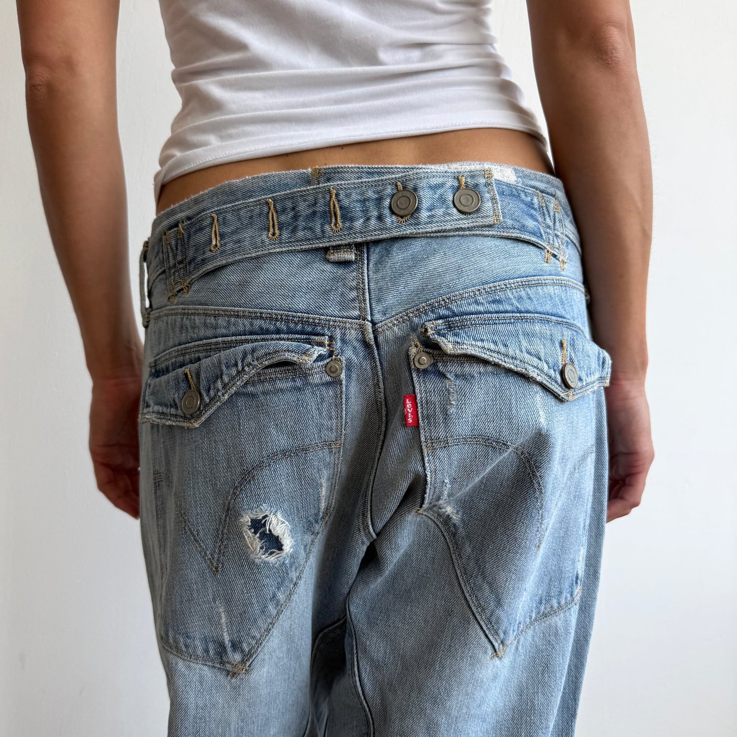 Levi’s Engineered button jeans - Size 32x34