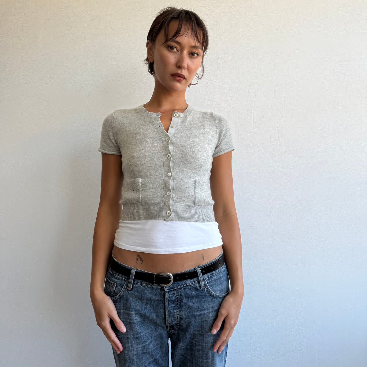Cropped grey button cardi - Size XS
