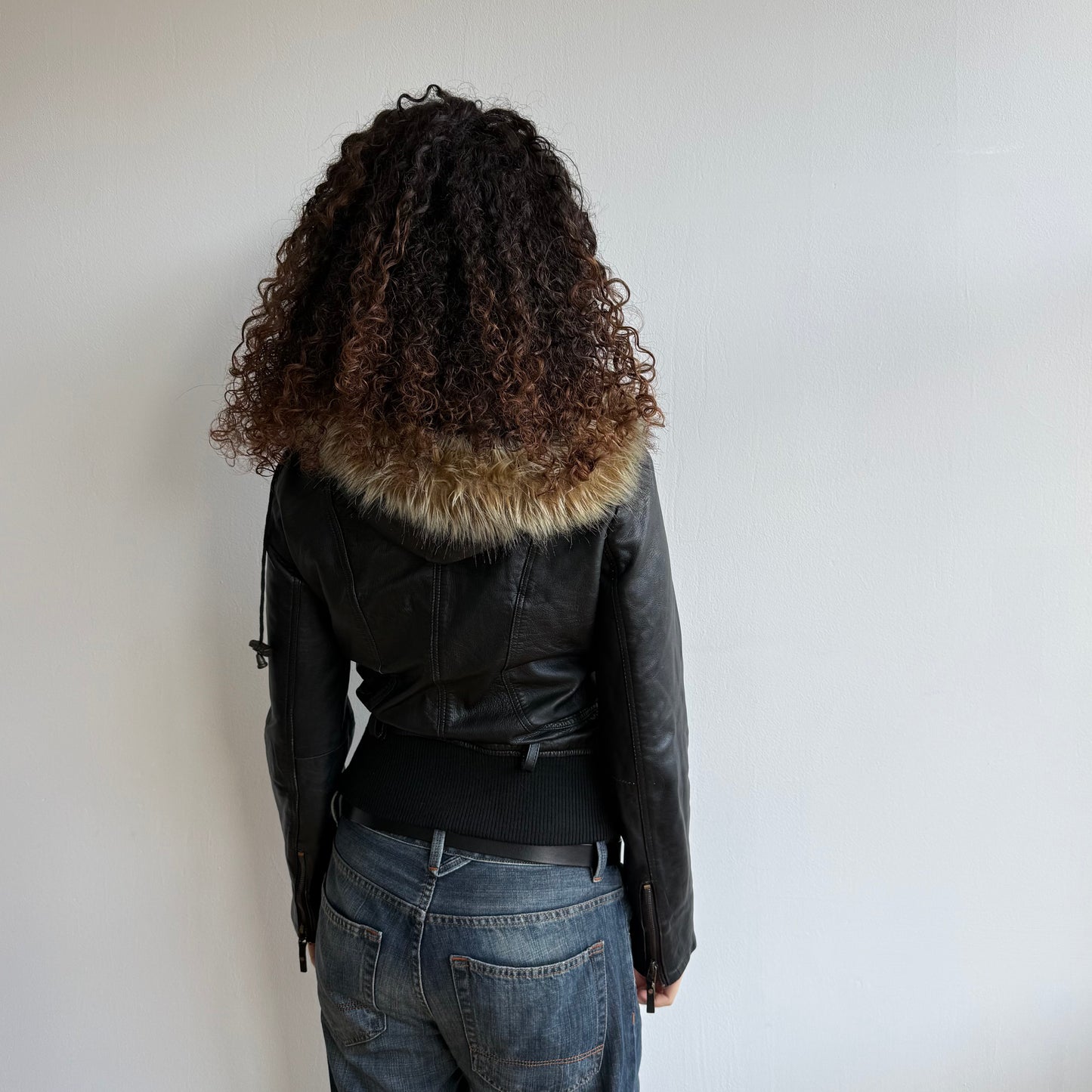 Black leather buckle belt fur trim bomber - Size M