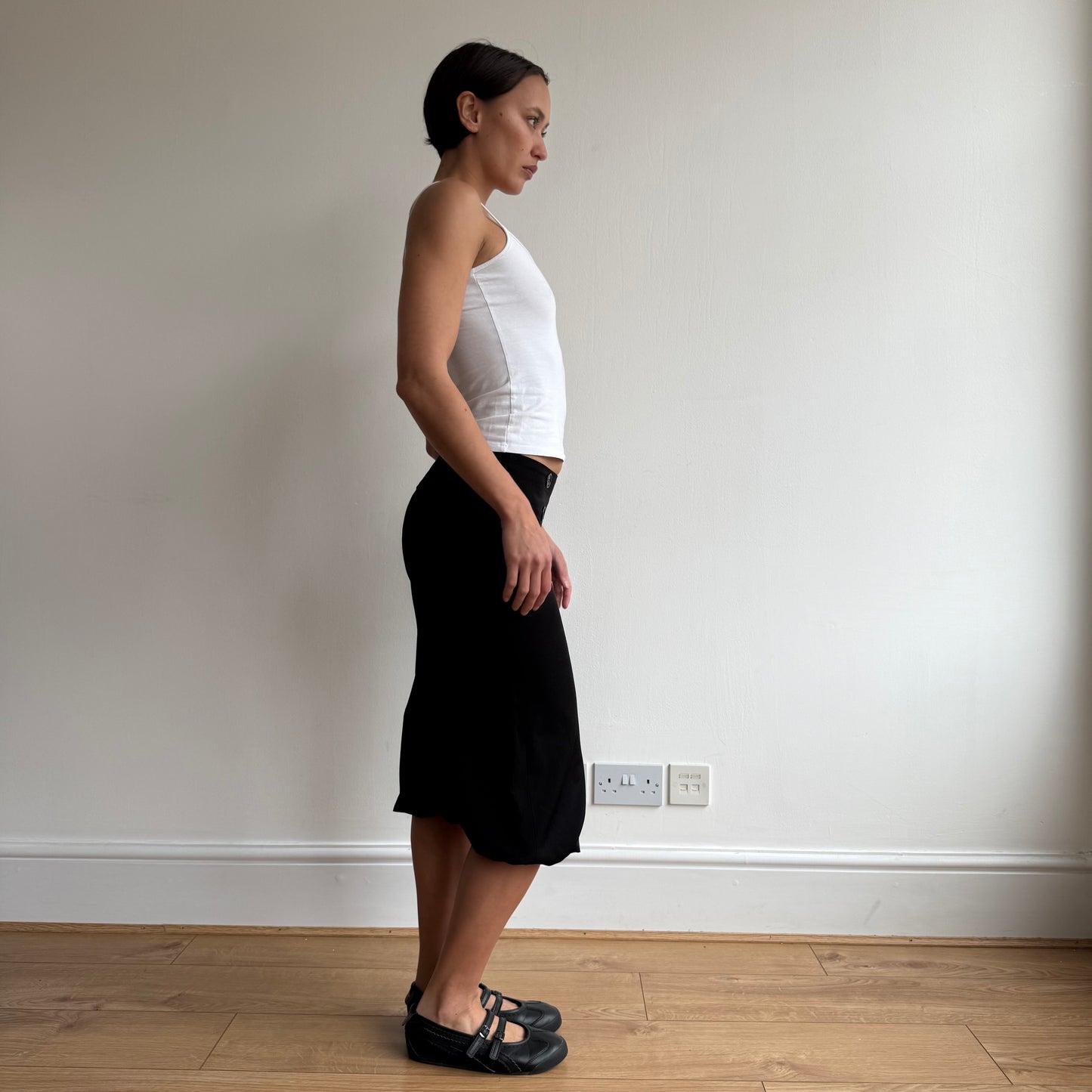 Black button bubble capris - Size XS