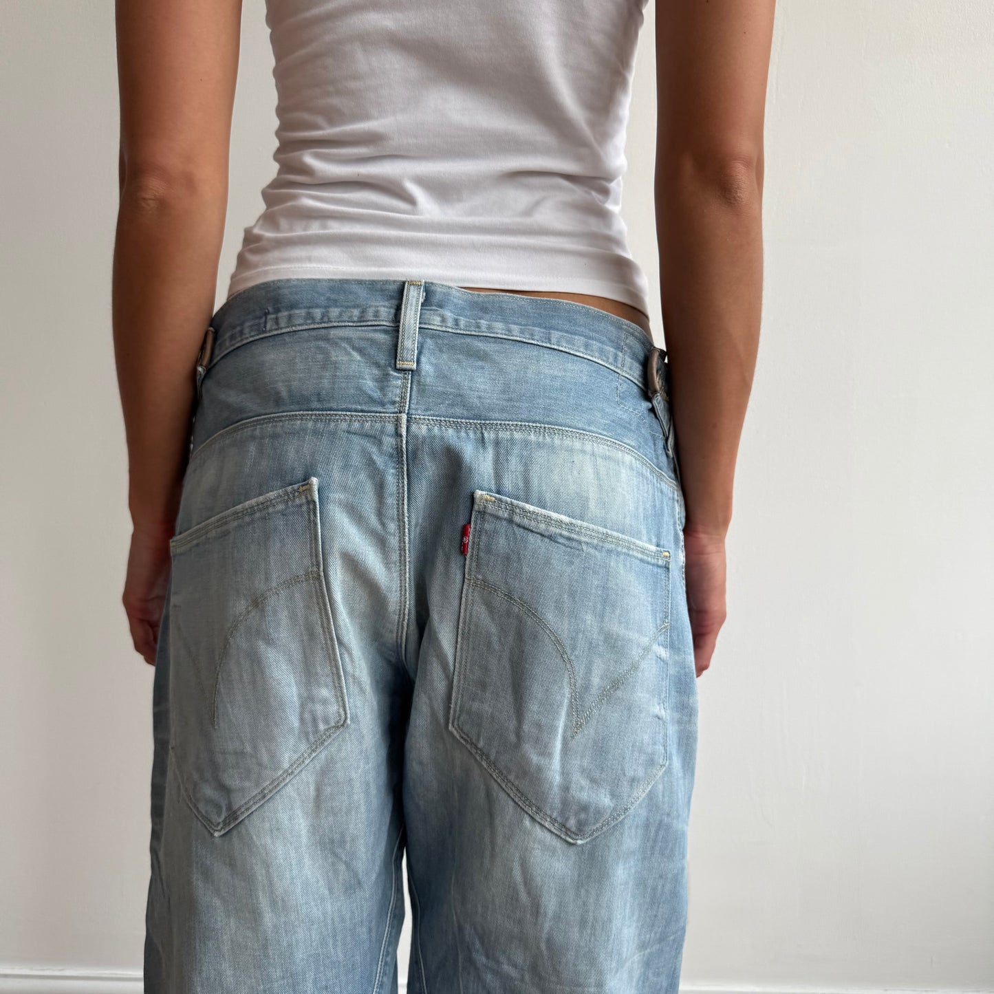 Levi’s Engineered light wash jeans - Size 33x34