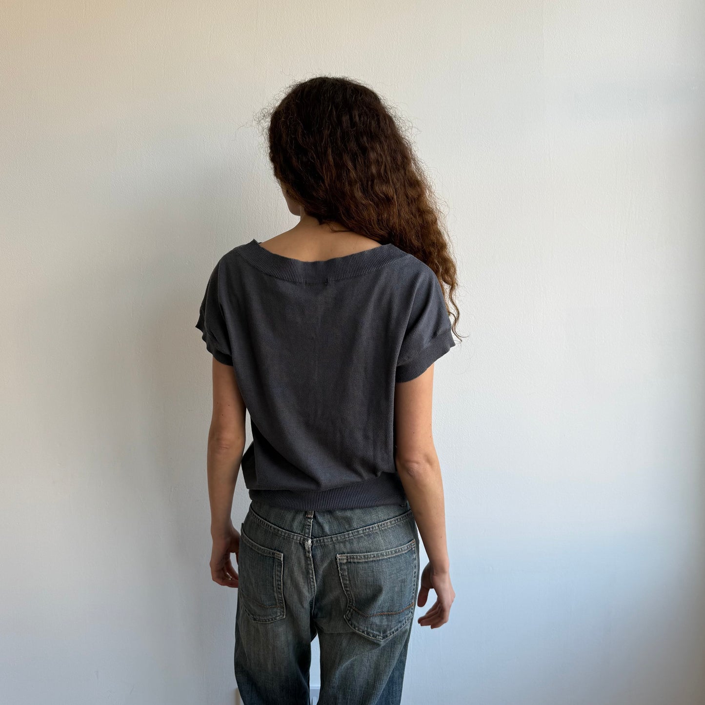Charcoal short sleeve slouchy knit - Size S
