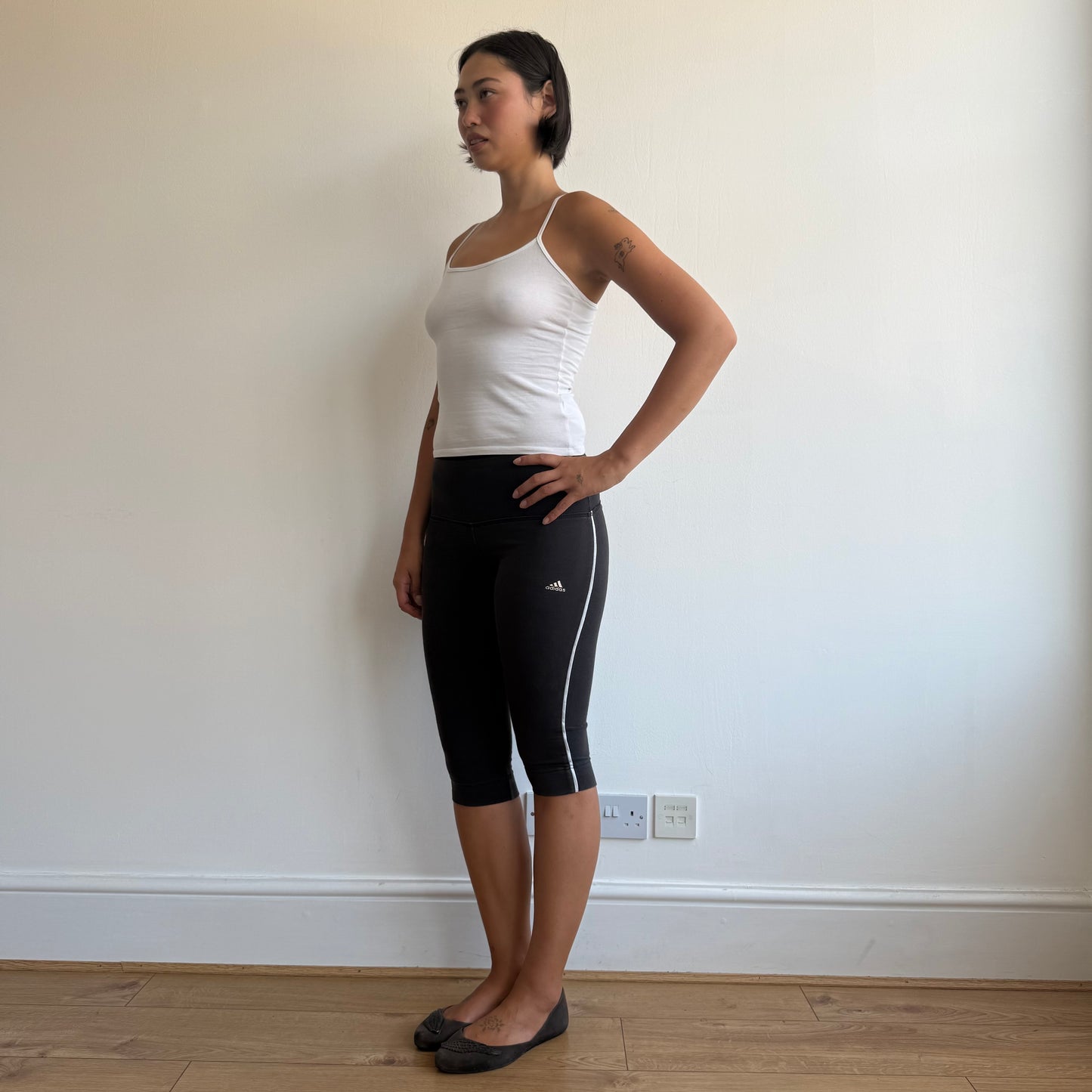 Adidas tie side capris - Size XS