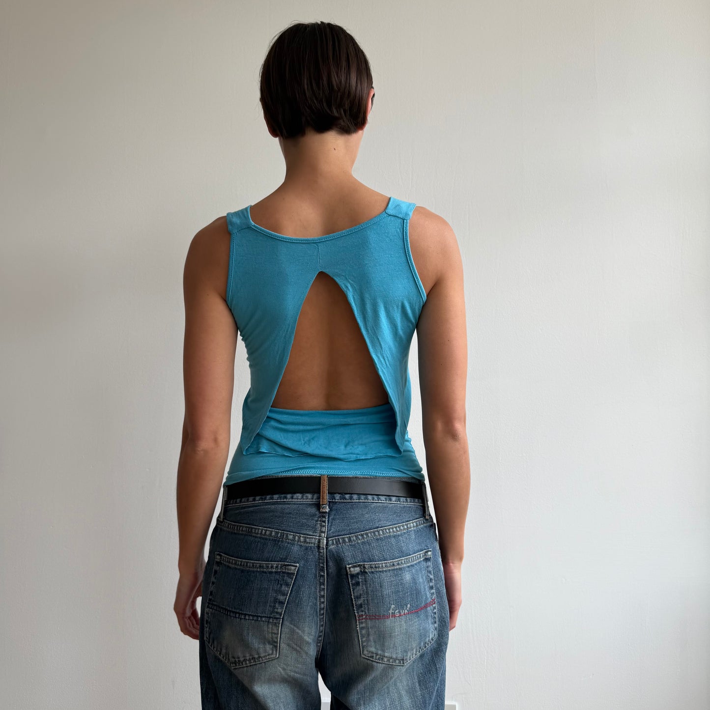 Turquoise keyhole cowl top - Size S