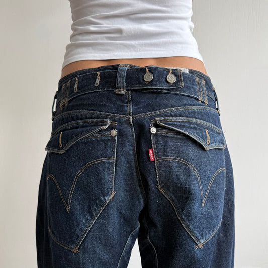 Levi’s Engineered dark wash button jeans - Size 32x32