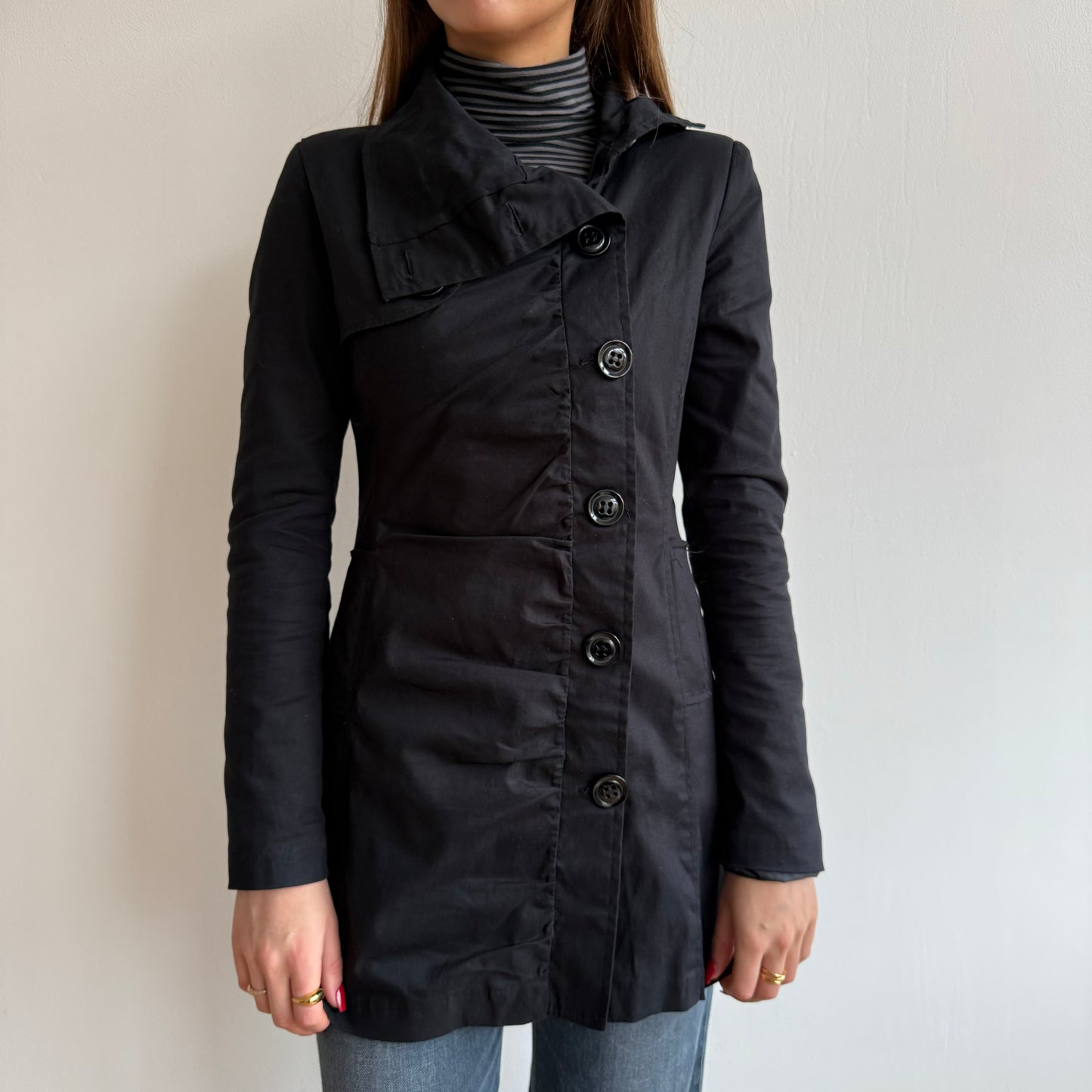Black asymmetric trench - Size XS