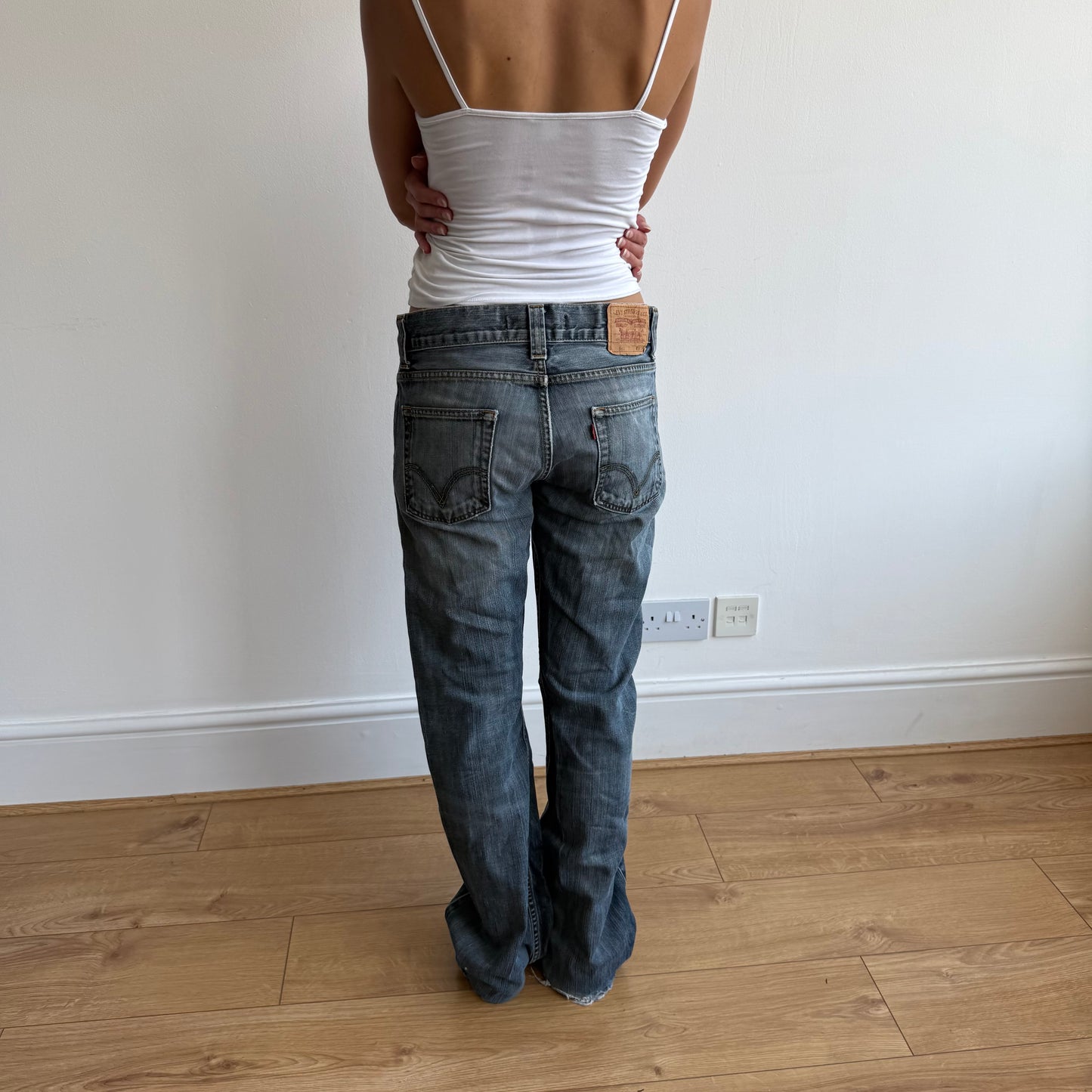 Levi’s 512 bootcut jeans - Size 32x34