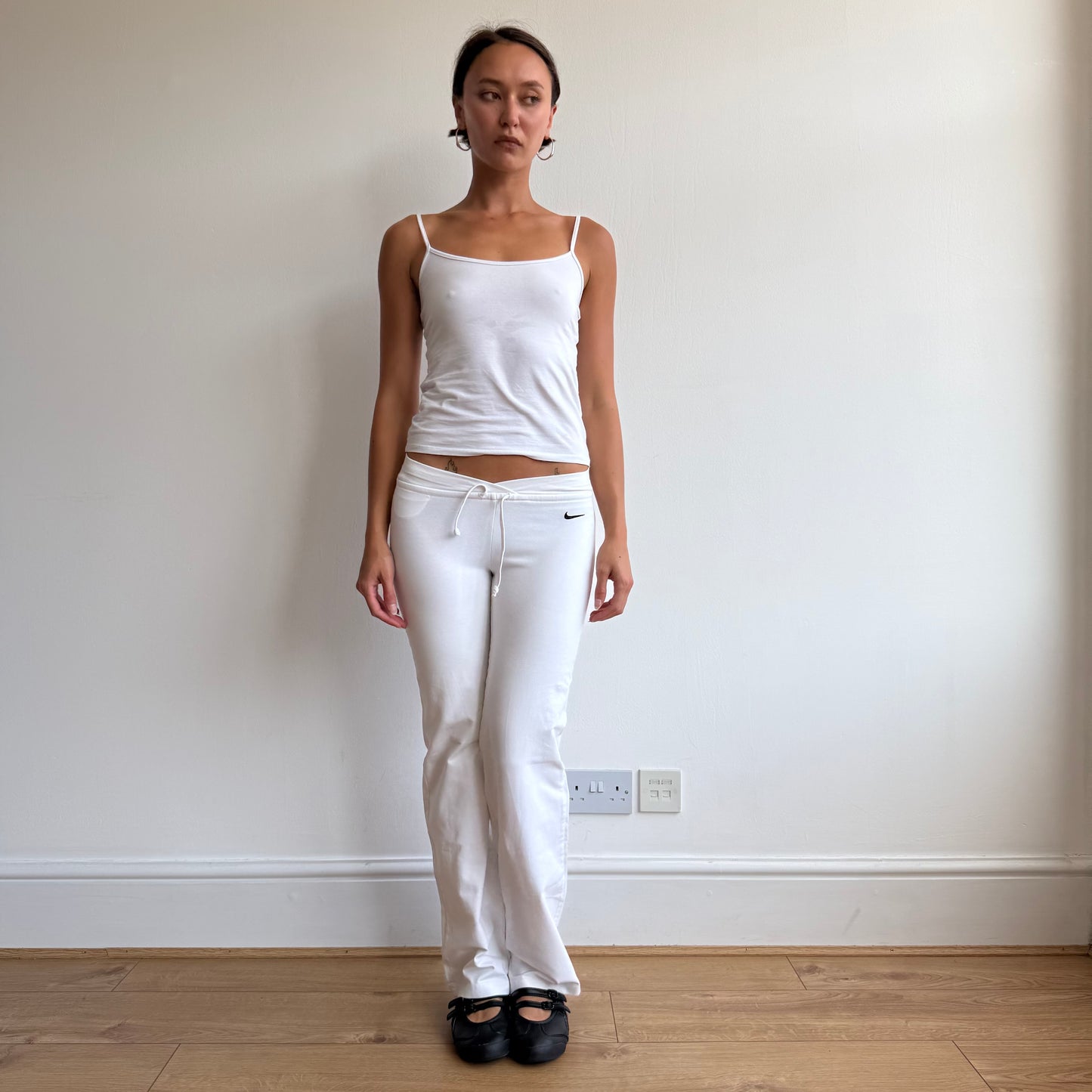 White Nike flared yoga pants - Size S