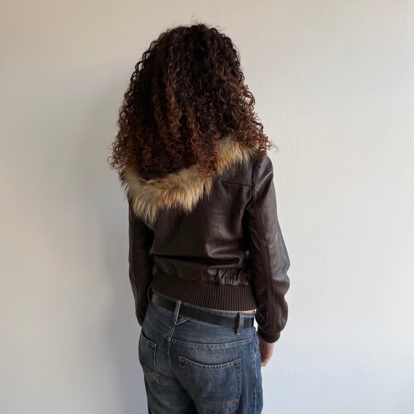 Chestnut brown leather fur hood bomber - Size S/M