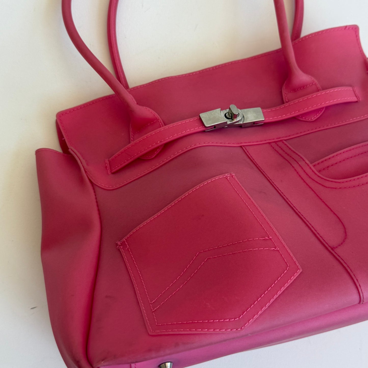 Hot pink jelly ‘firkin’ bag - One Size