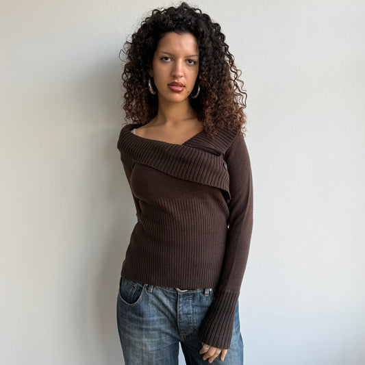 Brown button v neck knit - Size M