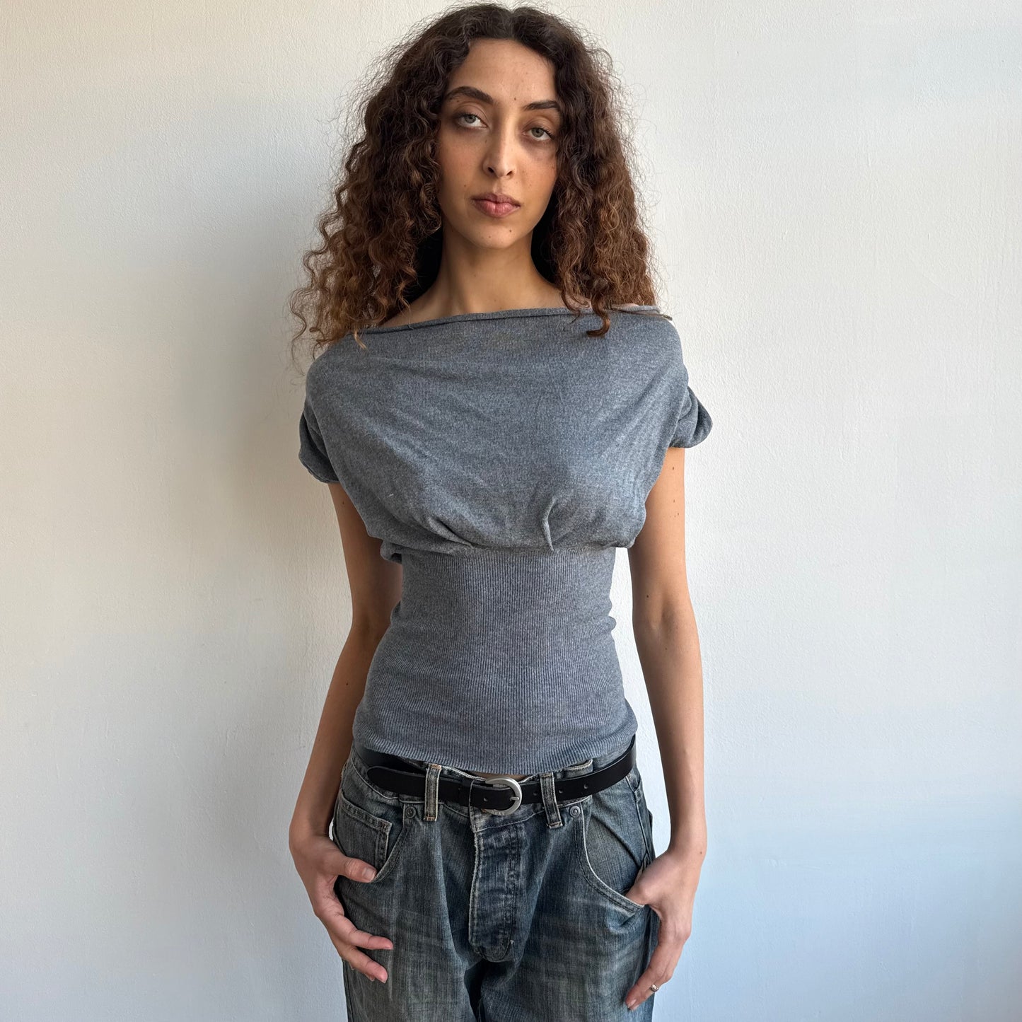 Grey short sleeve slouchy knit - Size S