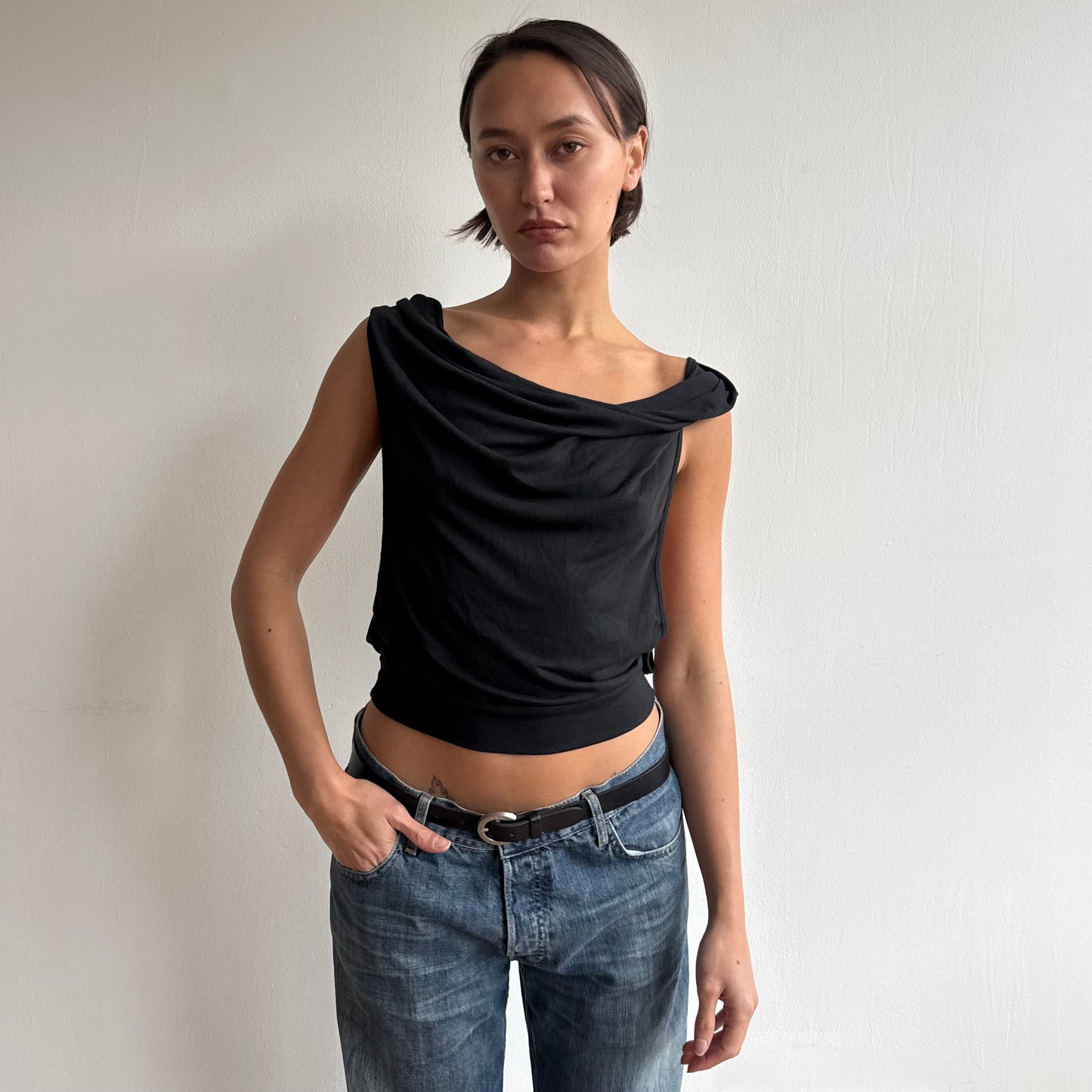 Backless keyhole tie top - Size S