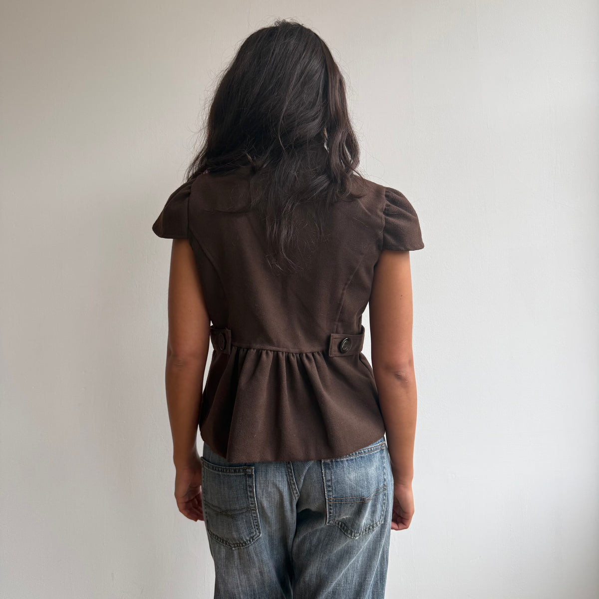 Brown short sleeve peacoat - Size M