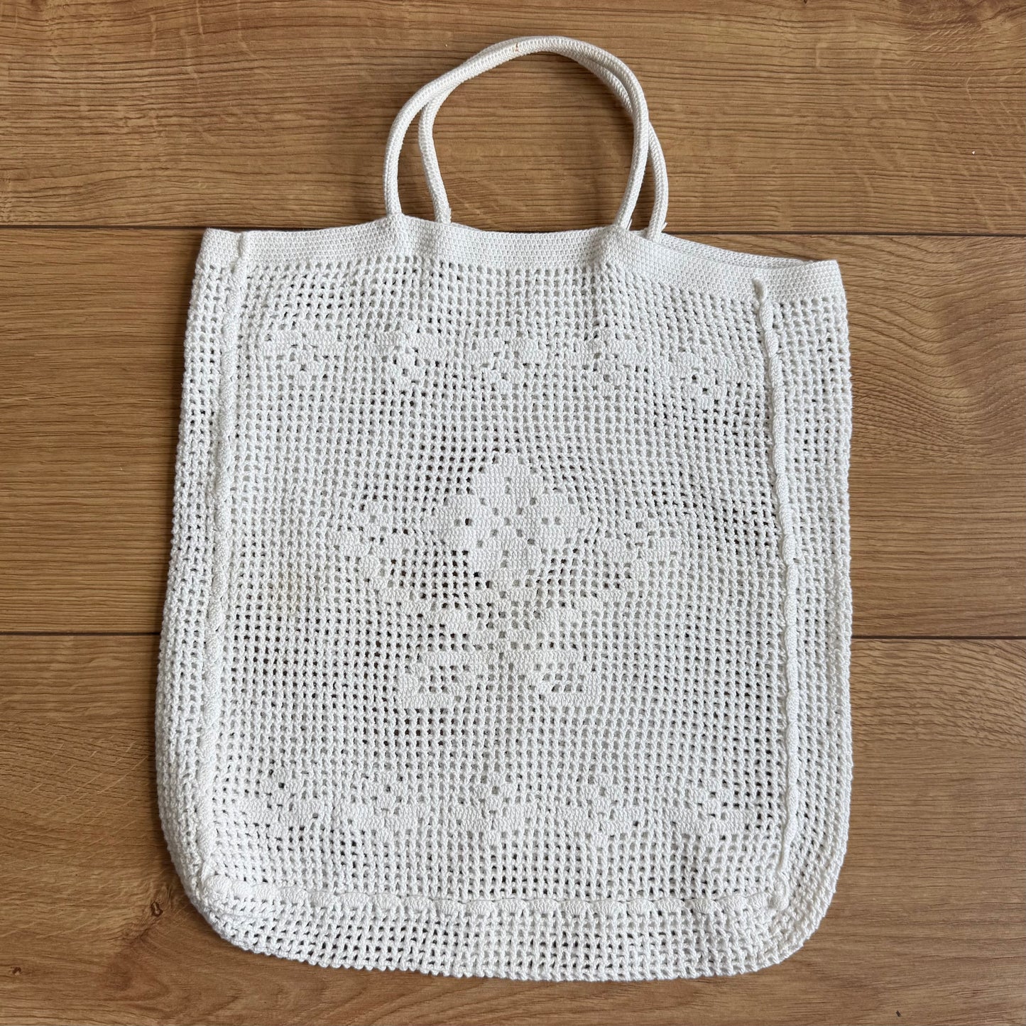 White crochet bag