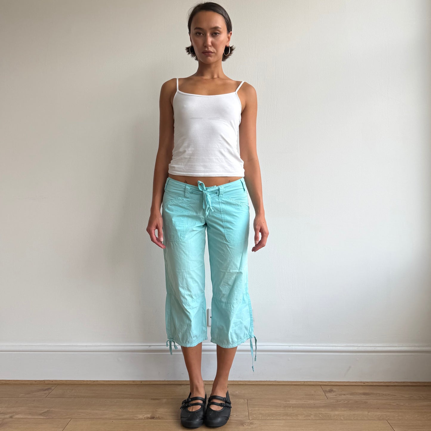 Turquoise drawstring capris - Size S