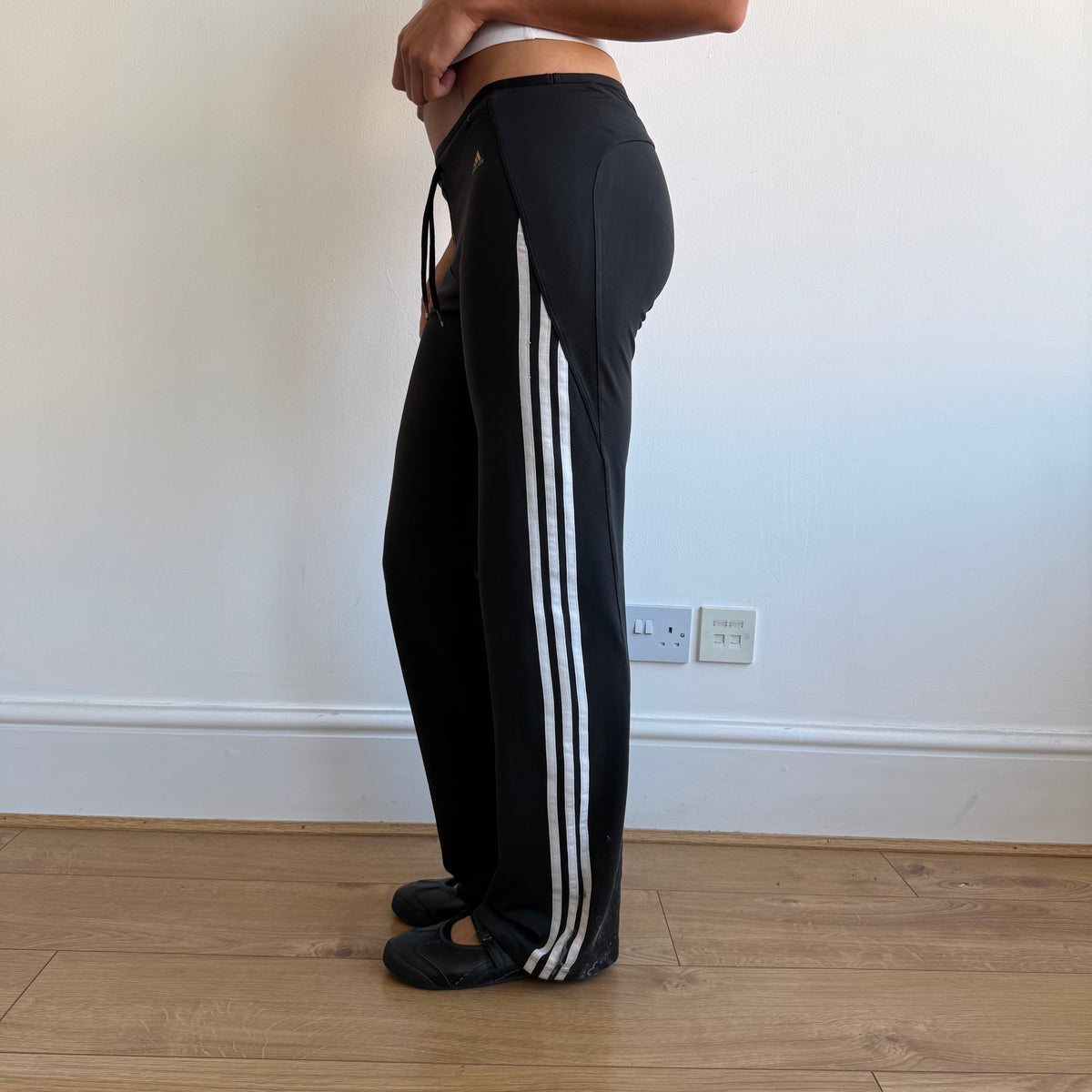 Black Adidas yoga pants - Size S-M