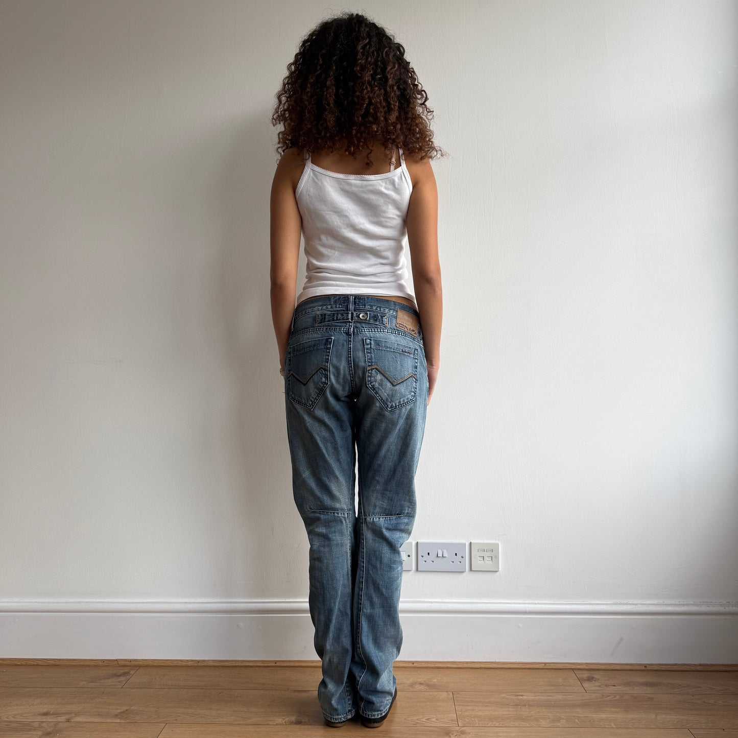 Cinched ‘Énergie’ jeans - Size M
