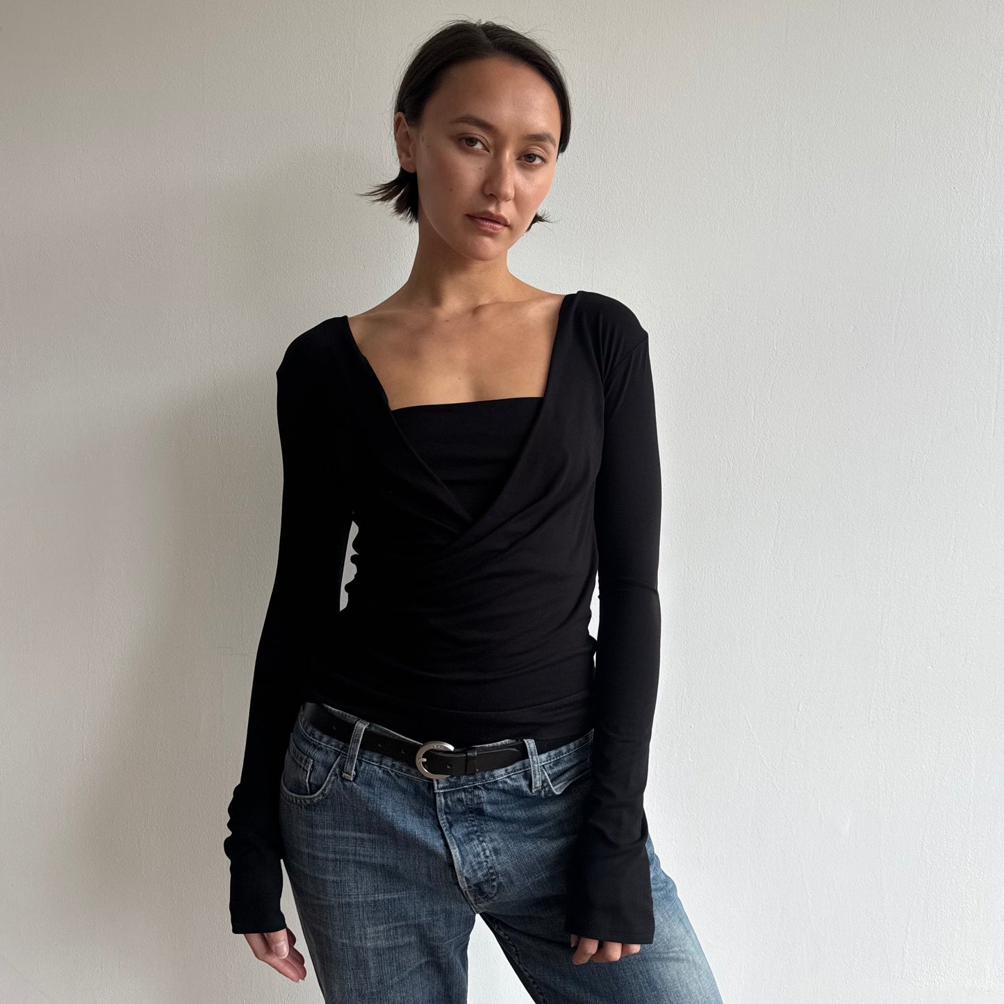 ‘The Keyhole Top’ long sleeve - Black