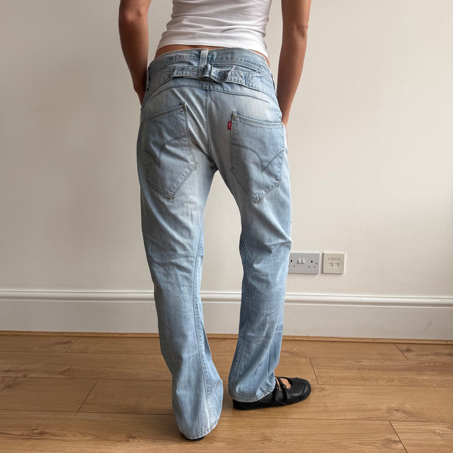 Levi’s Engineered cinch jeans - Size 33x34