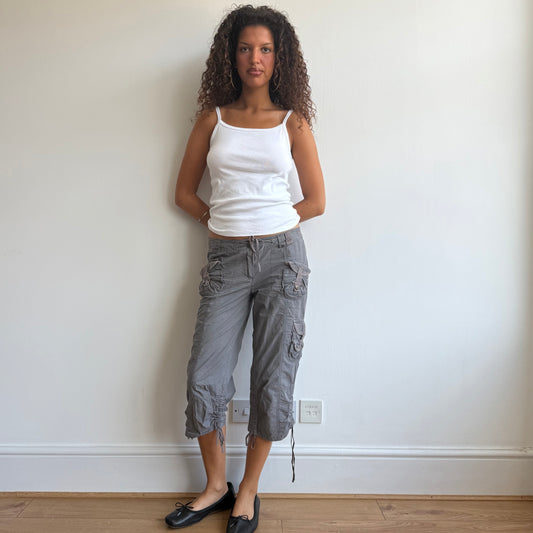 Grey cinch back capris - Size M