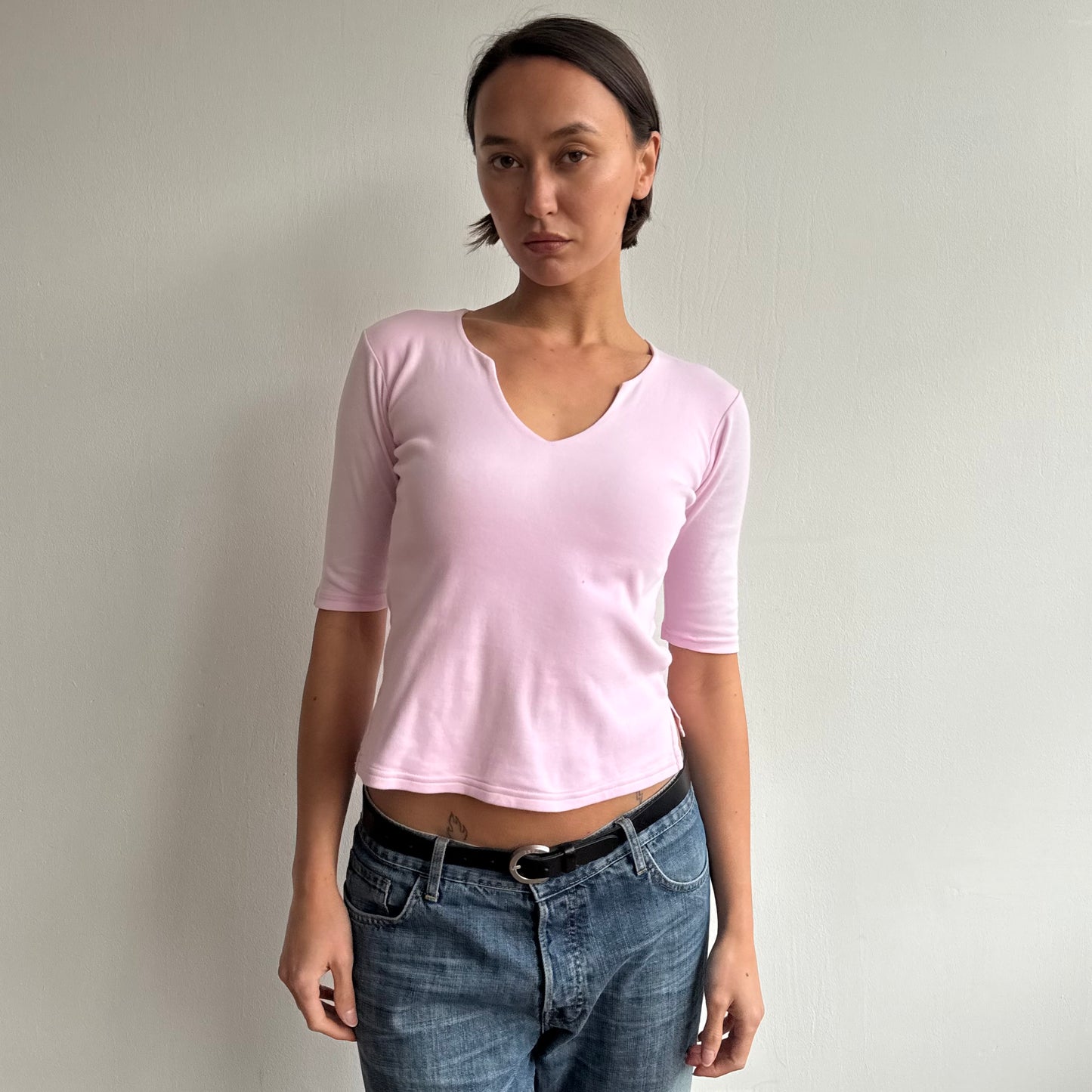 Pink v-neck 3/4 sleeve top - Size S