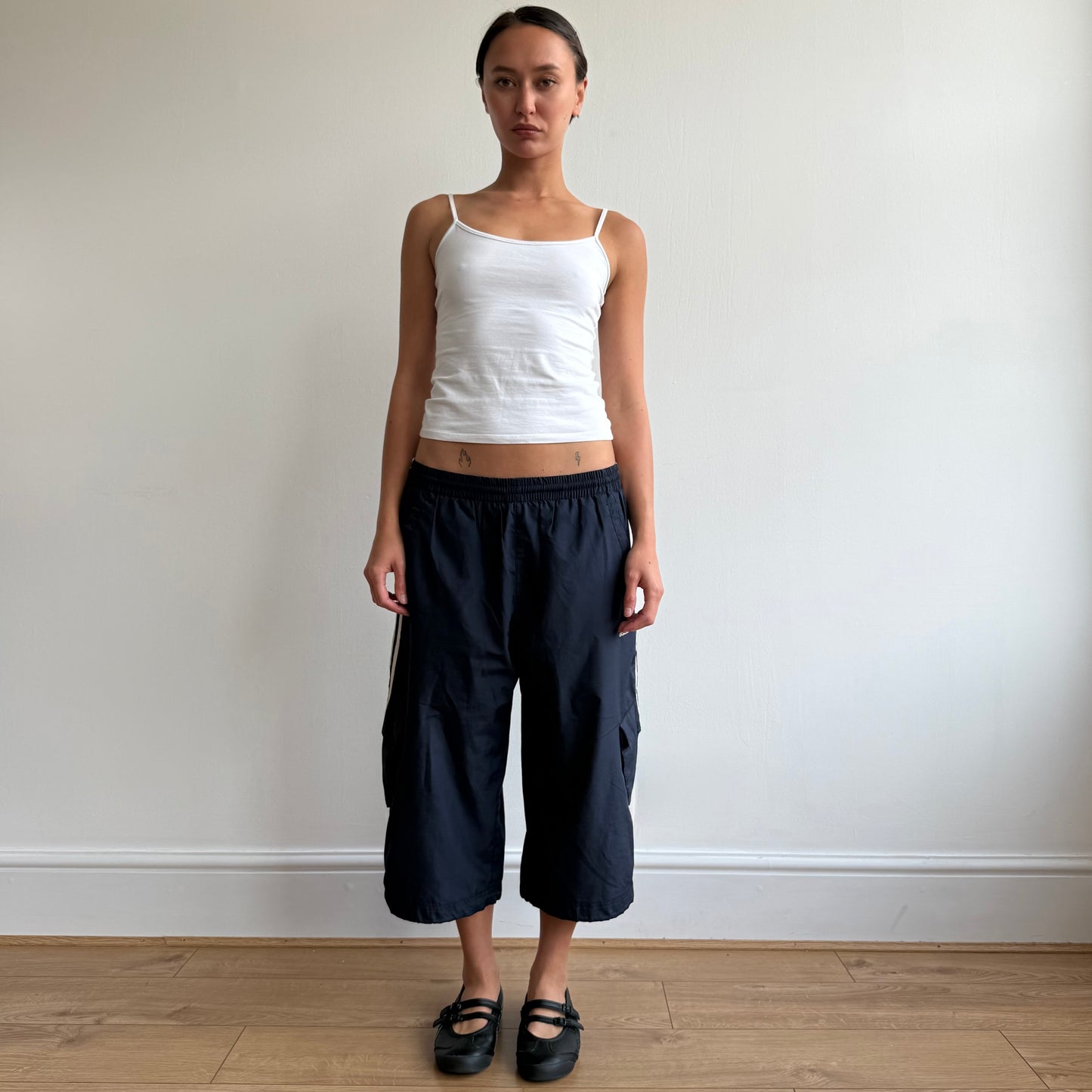 Navy Adidas capris - Size M + XL