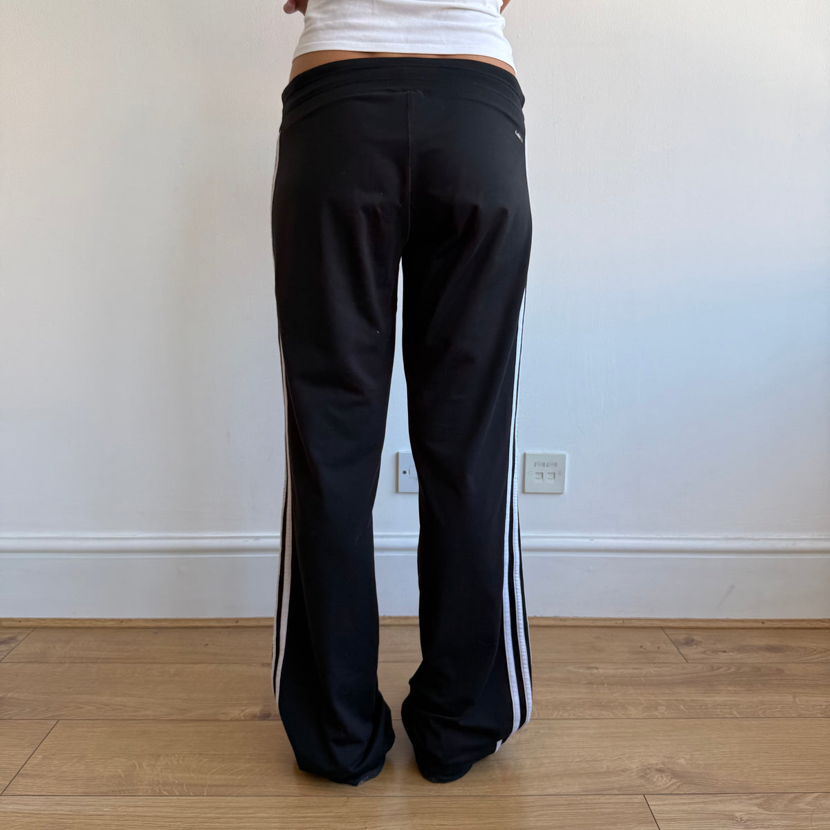 Black Adidas flared yoga pants - Size M-L
