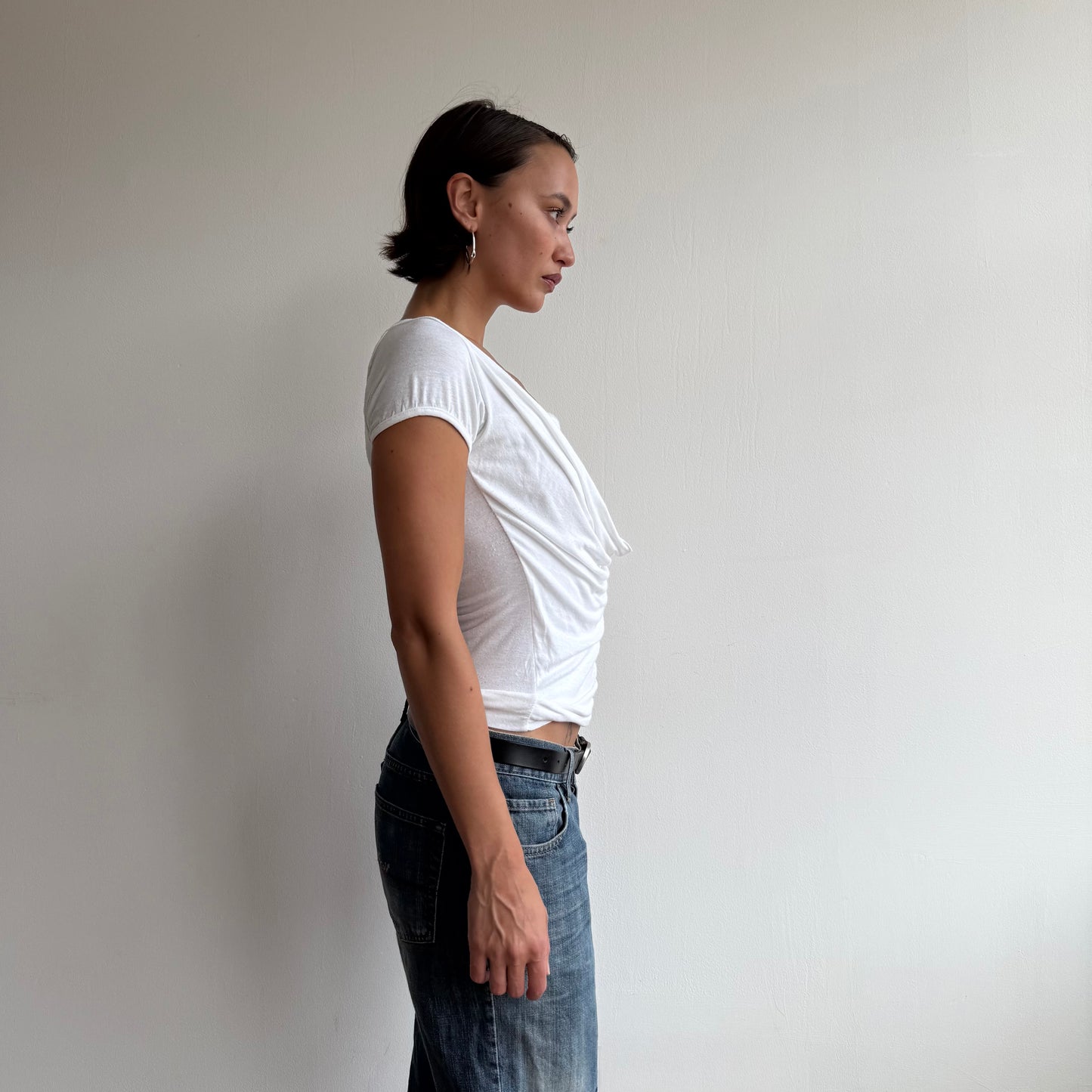 White cowl double layer keyhole top - Size S