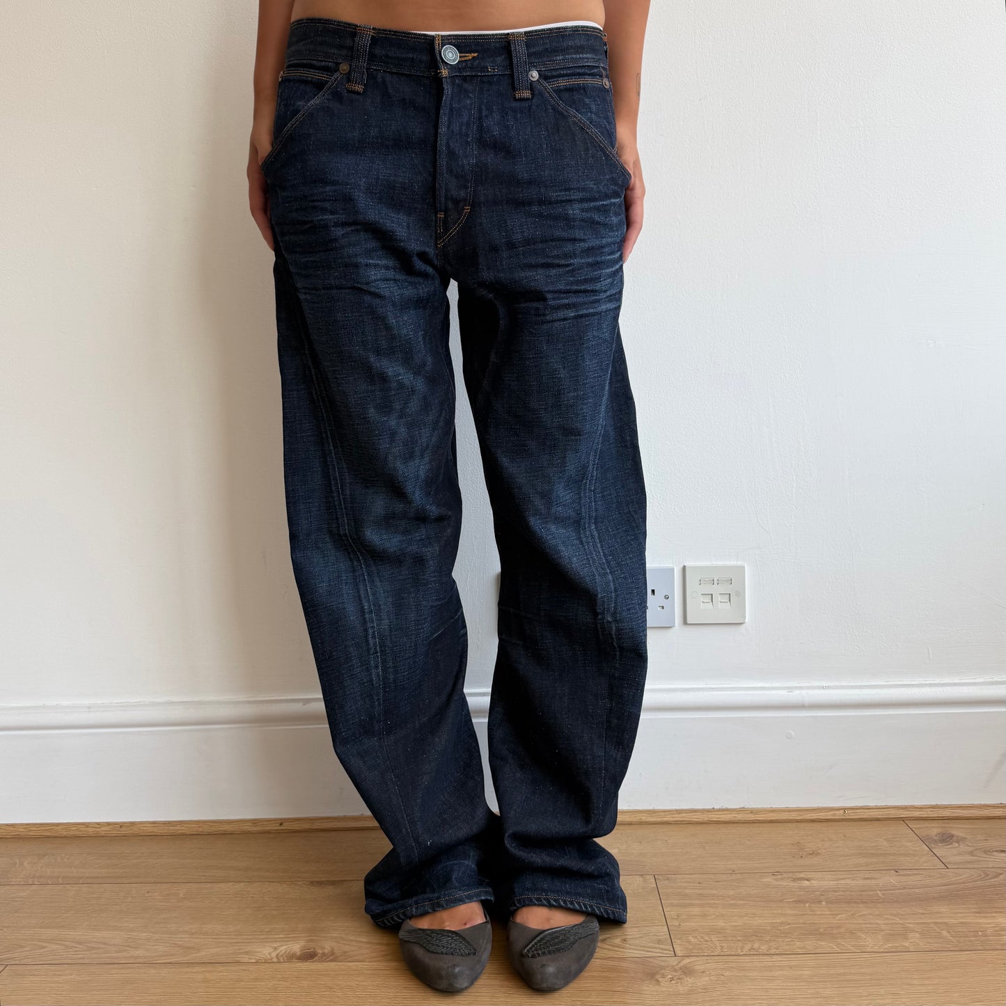 Levi’s Engineered dark wash button jeans - Size 33x34