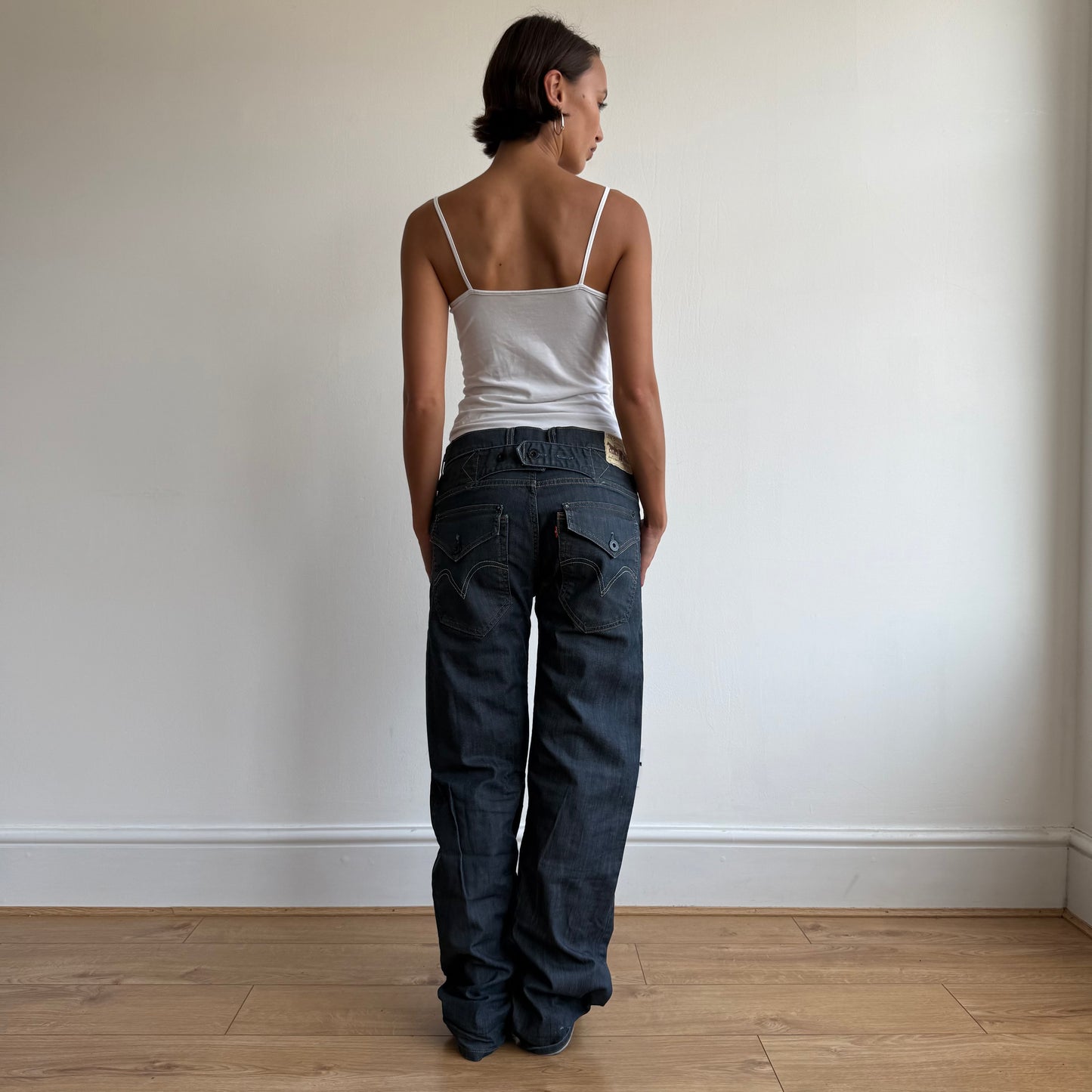Levi’s button back jeans - Size 31x34