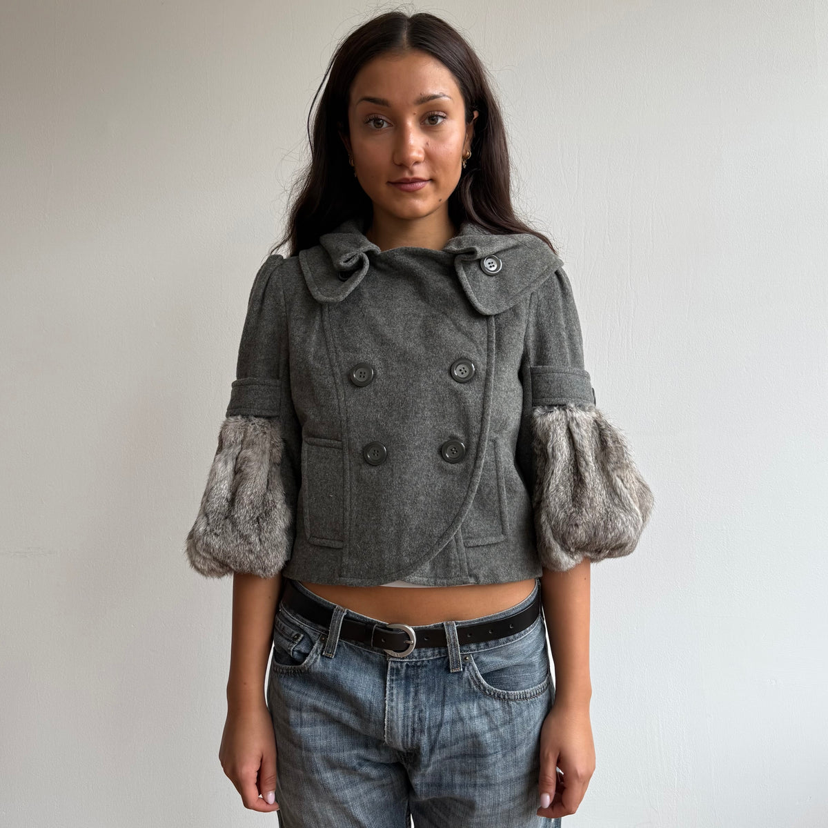 Grey cropped fur sleeve peacoat - Size S