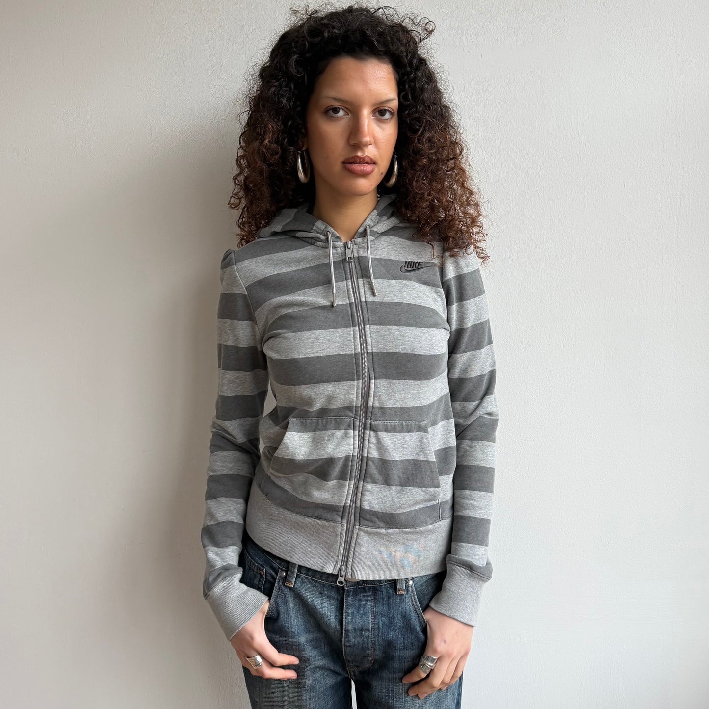Grey striped Nike hoodie - Size S/M