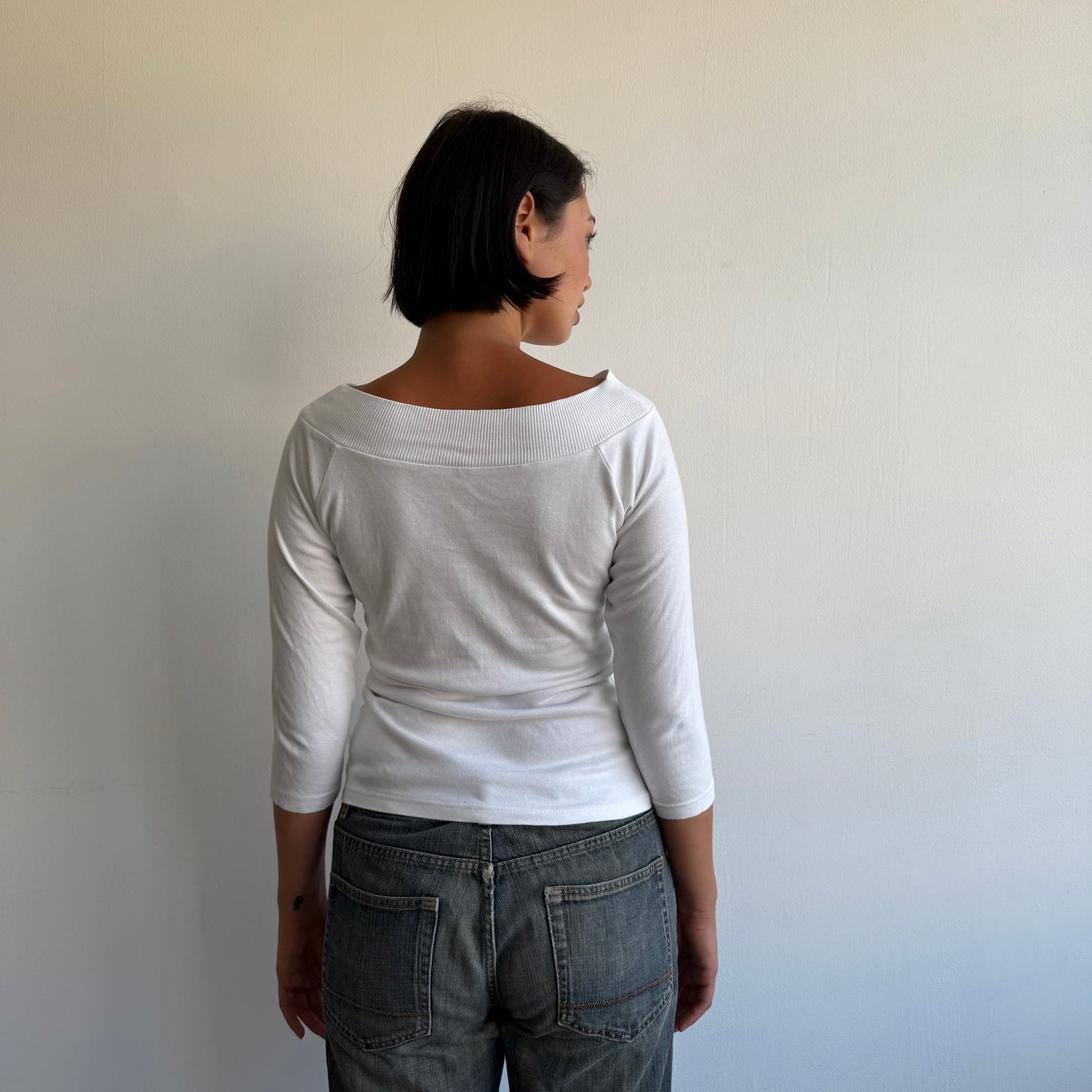 White 3/4 sleeve button top - Size S/M