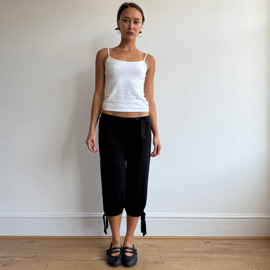 Black bubble tie belt capris - Size S
