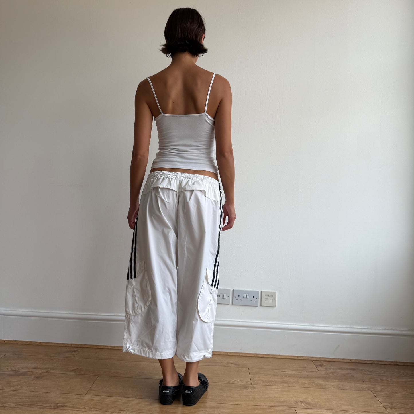 White Adidas cargo capris - Size M/L
