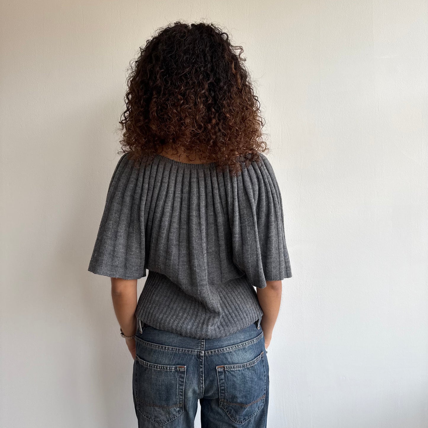 Grey ribbed batwing knit - Size L