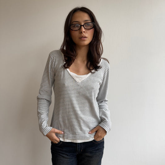 Grey striped long sleeve - Size M