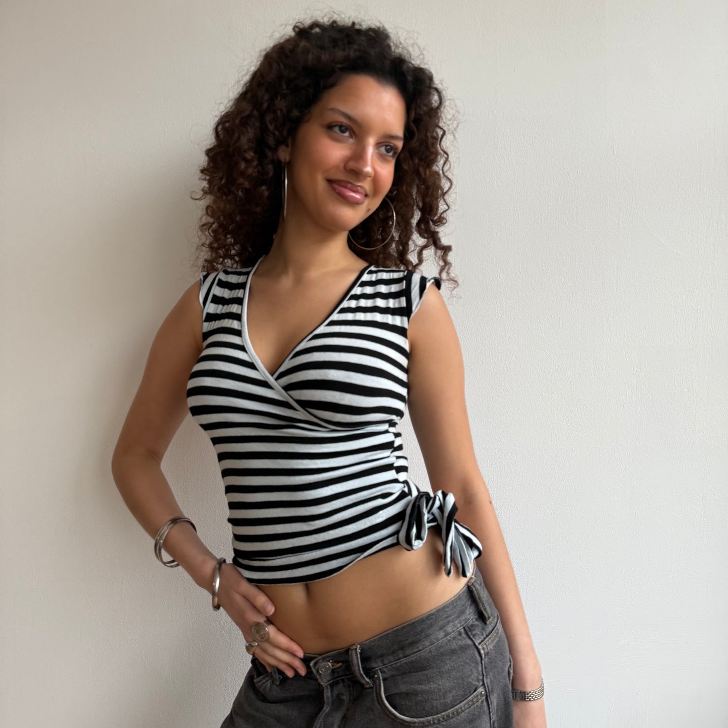 Black and white wrap top - Size XS