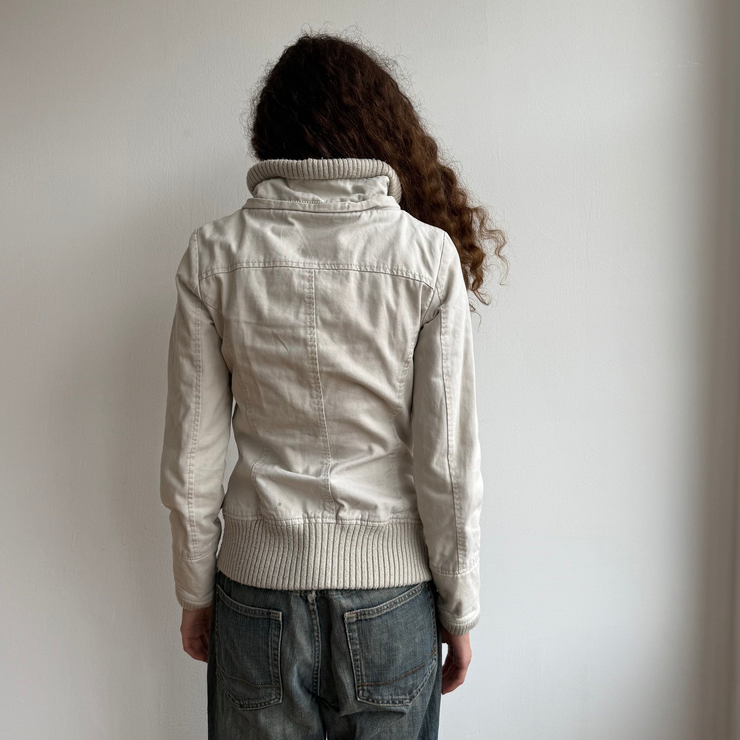 Cream cargo bomber jacket - Size S/M