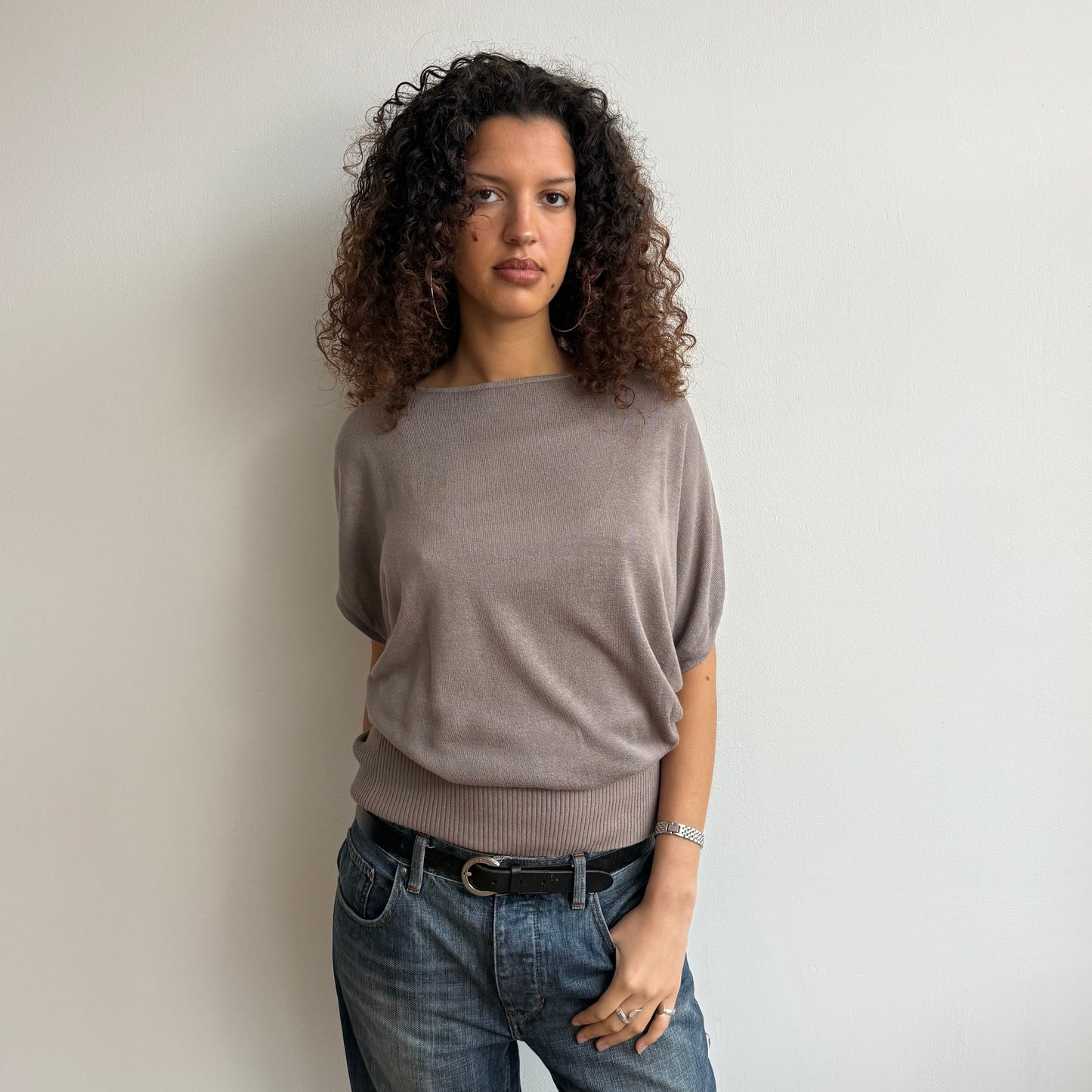 Short sleeve taupe slouchy knit - Size S/M