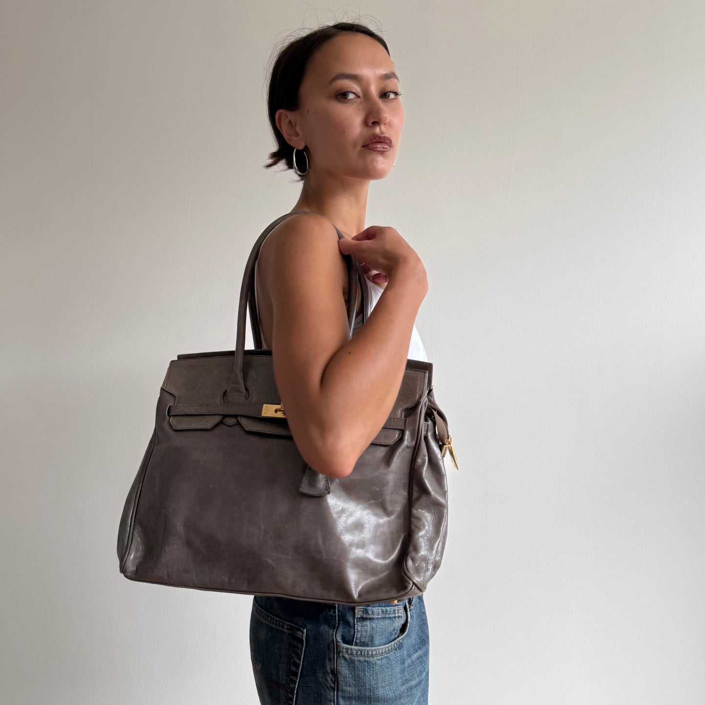 Taupe leather ‘firkin’ bag - One Size